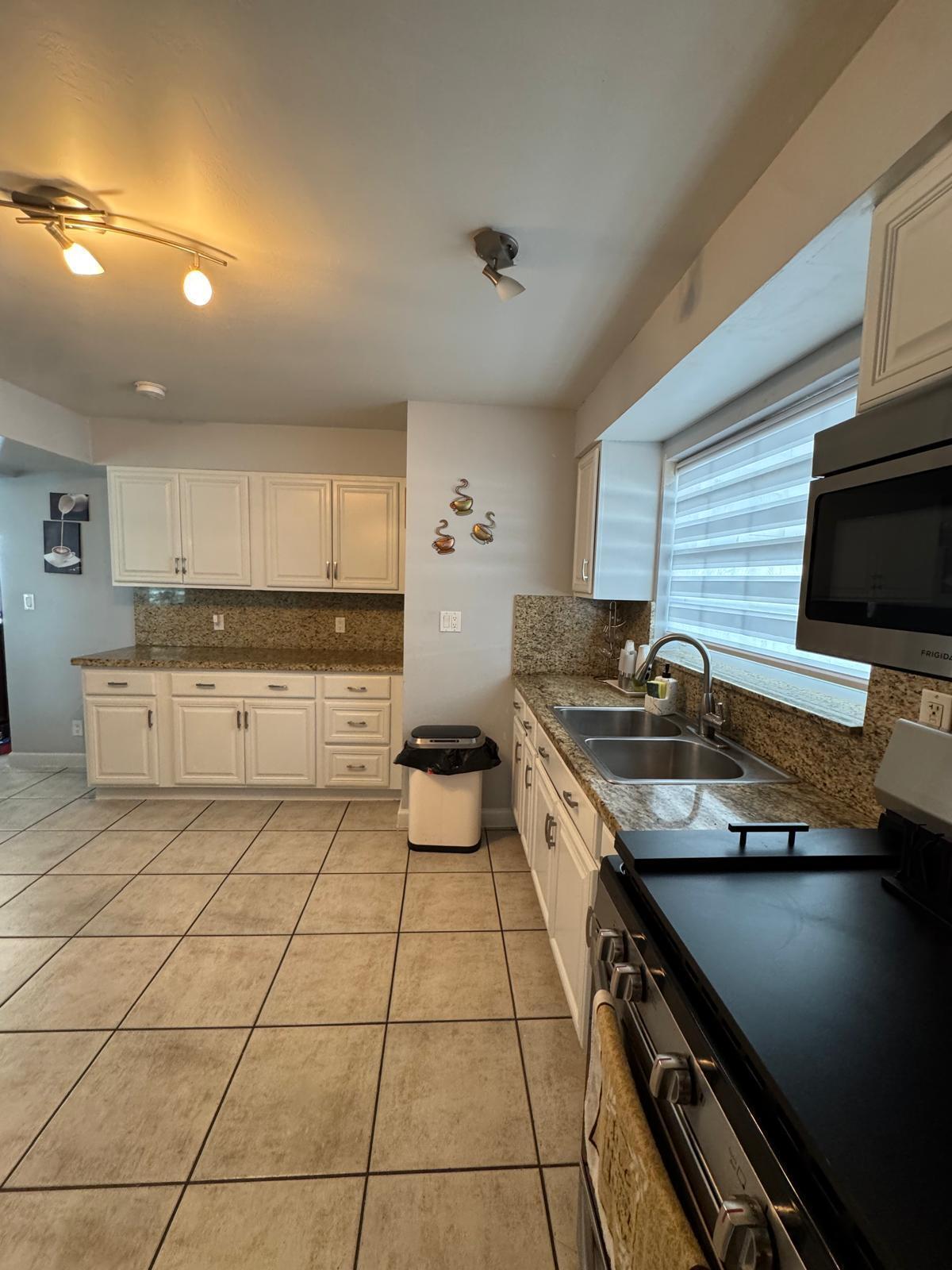 1959 Baythorne Road, West Palm Beach, FL 33415, West Palm Beach - Photo 4