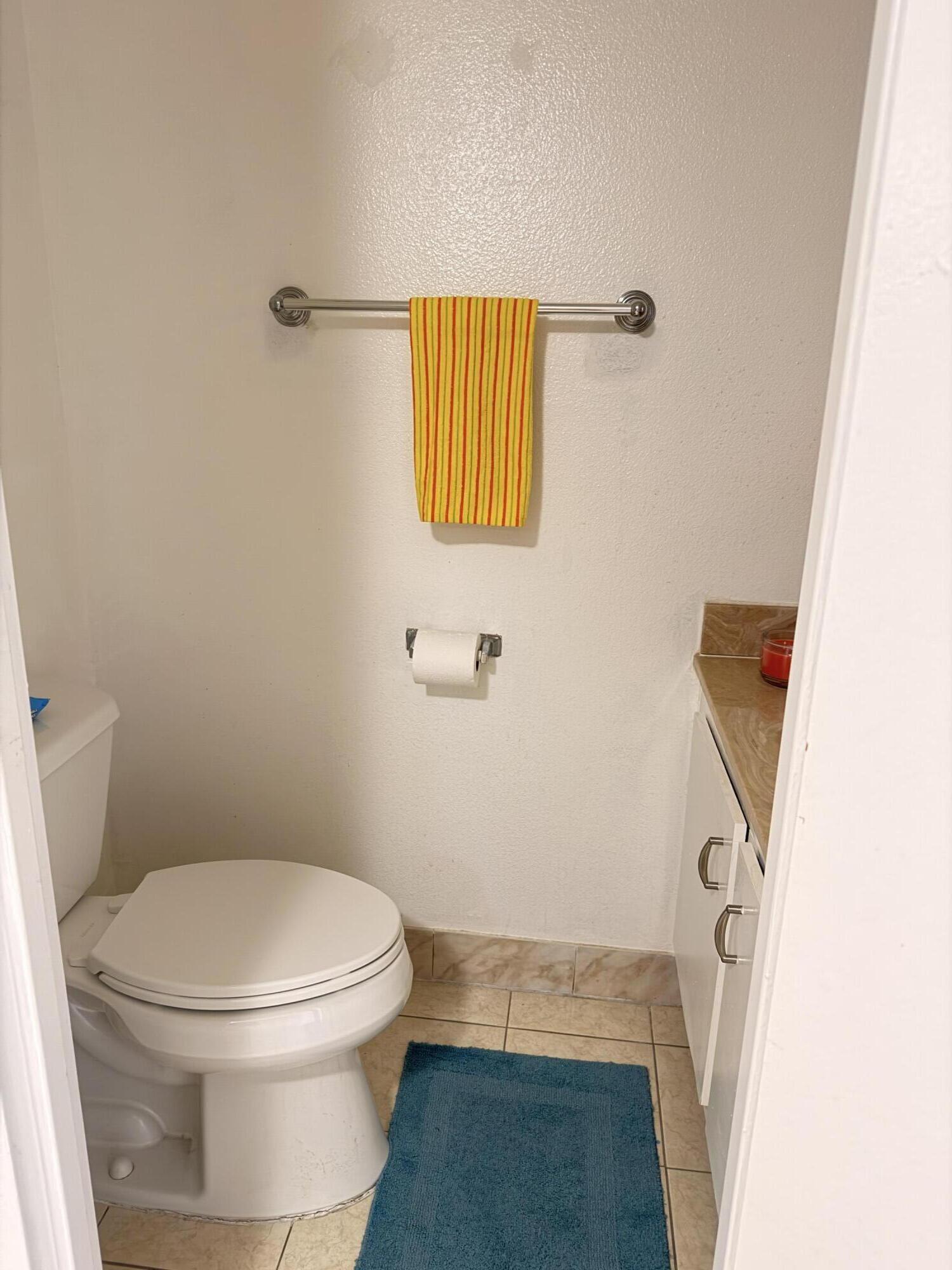 2800 Somerset Drive 201j, Lauderdale Lakes, FL 33311, Lauderdale Lakes - Photo 4