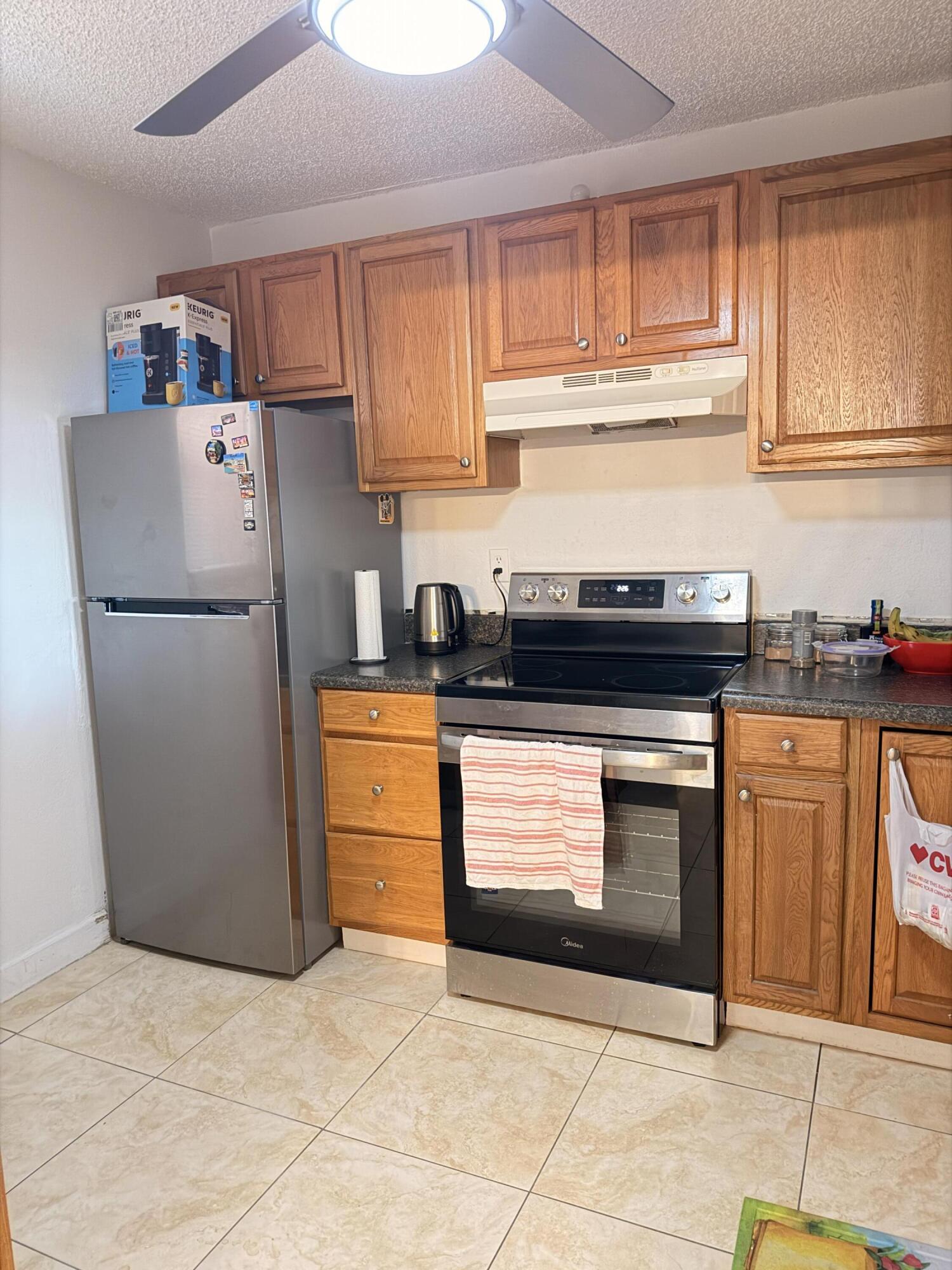 2800 Somerset Drive 201j, Lauderdale Lakes, FL 33311, Lauderdale Lakes - Photo 5