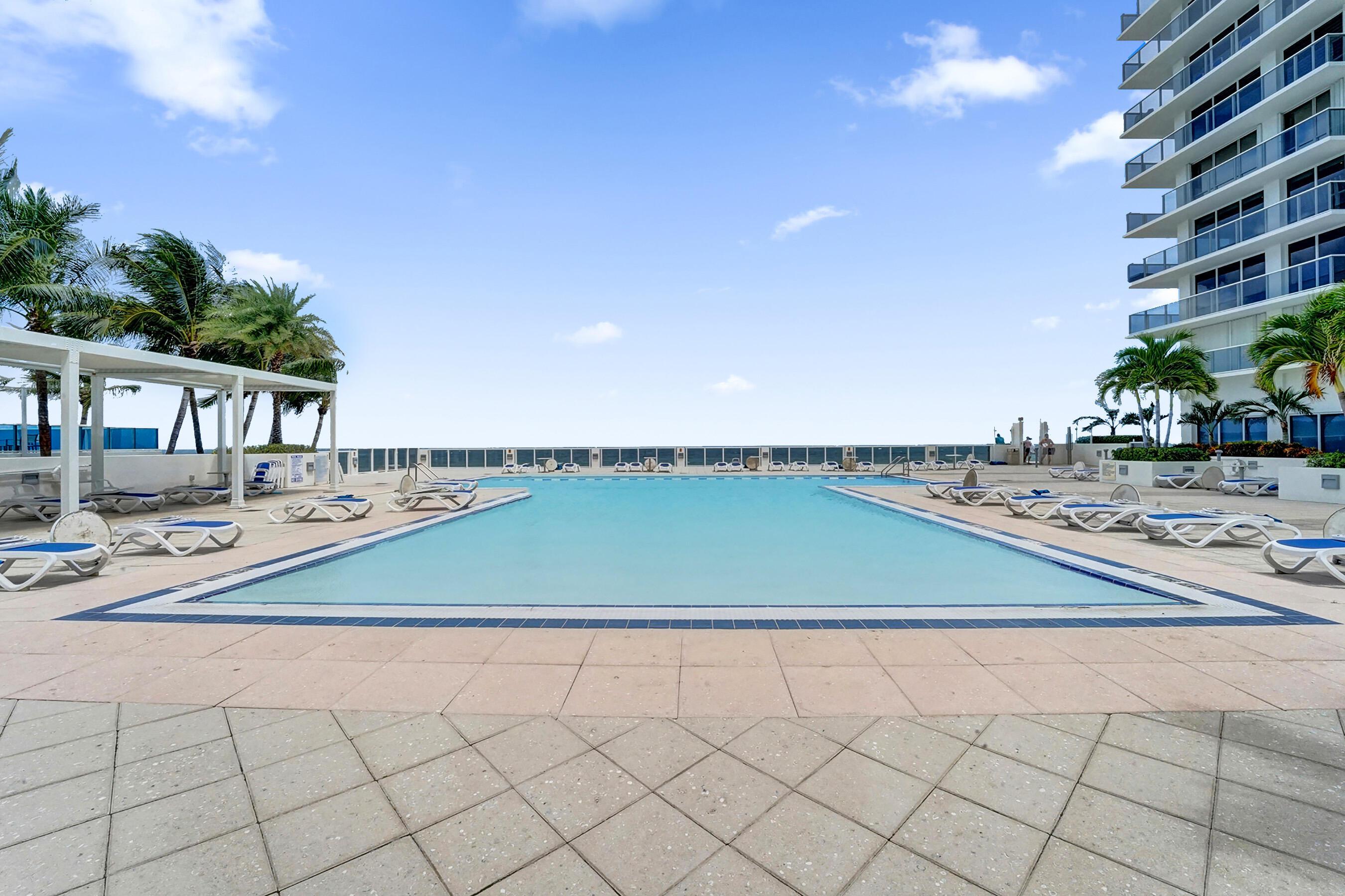 2751 S Ocean Drive 302s, Hollywood, FL 33019, Hollywood - Photo 4