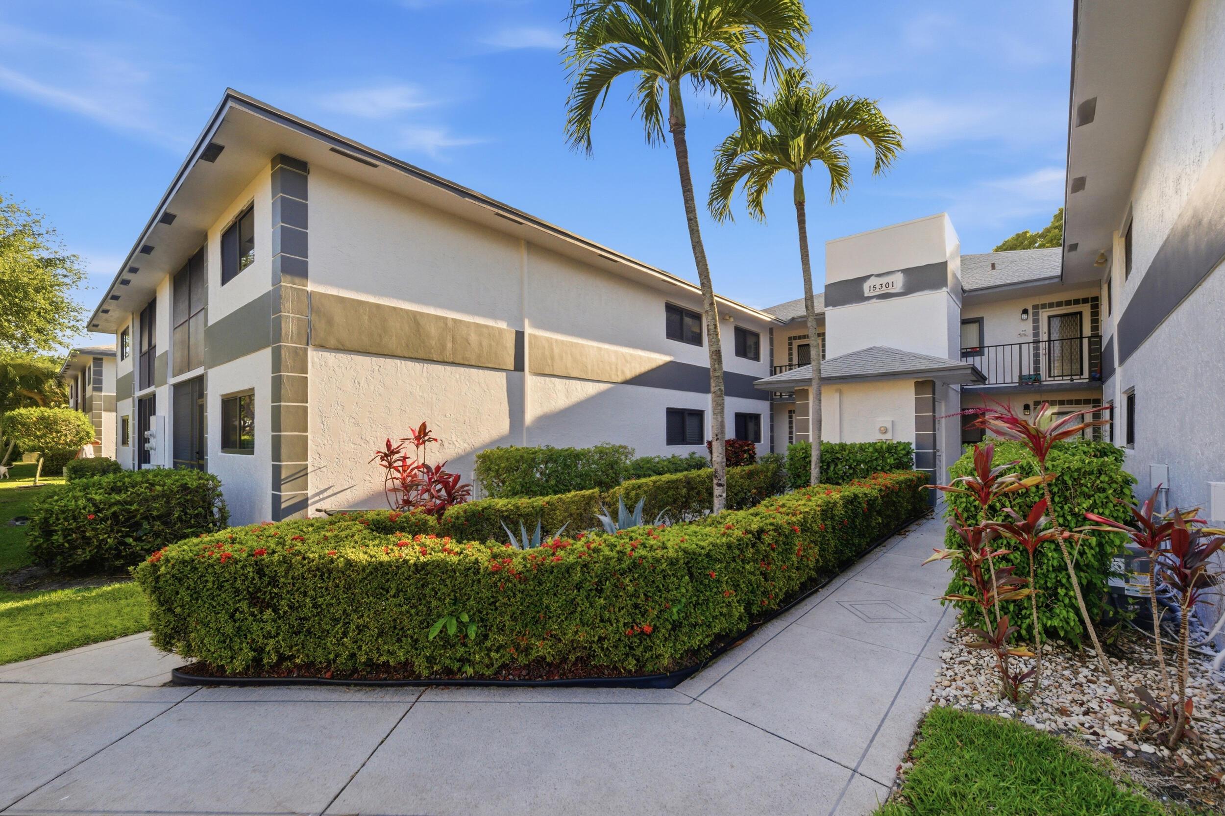 15301 Pembridge Avenue 44, Delray Beach, FL 33484, Delray Beach - Photo 3