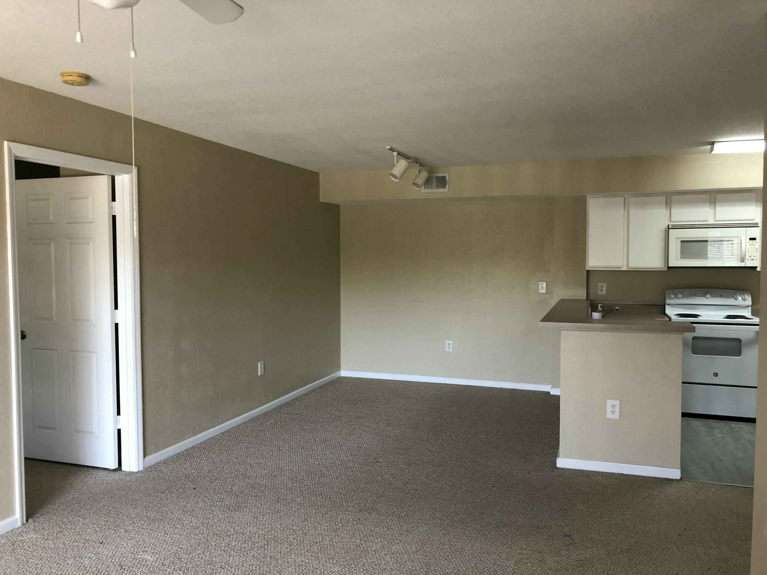 181 SW Palm Drive 203, Port St. Lucie, FL 34986, Port St. Lucie - Photo 4