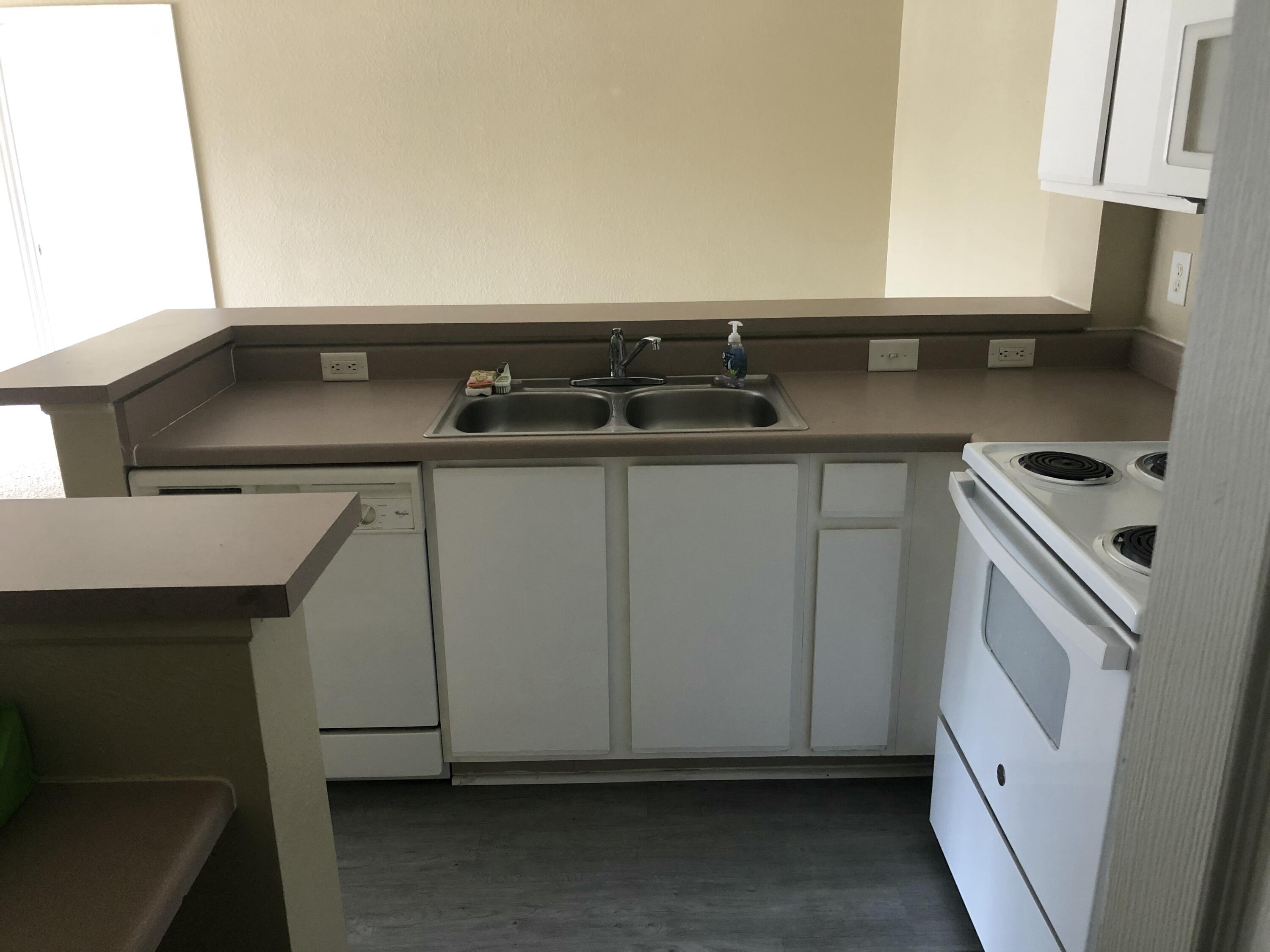 181 SW Palm Drive 203, Port St. Lucie, FL 34986, Port St. Lucie - Photo 5