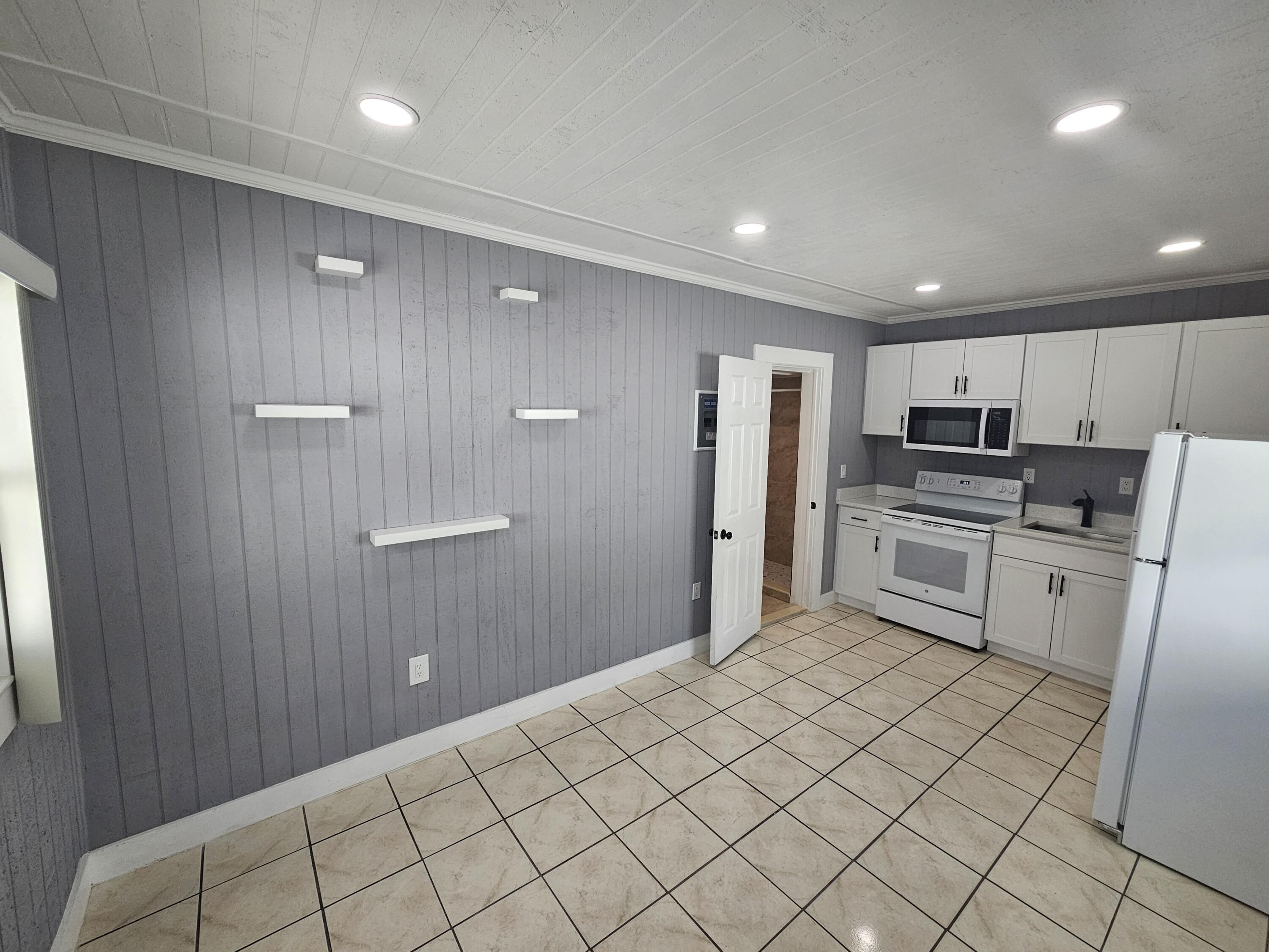 425 Ardmore Road 4, West Palm Beach, FL 33401, West Palm Beach - Photo 4