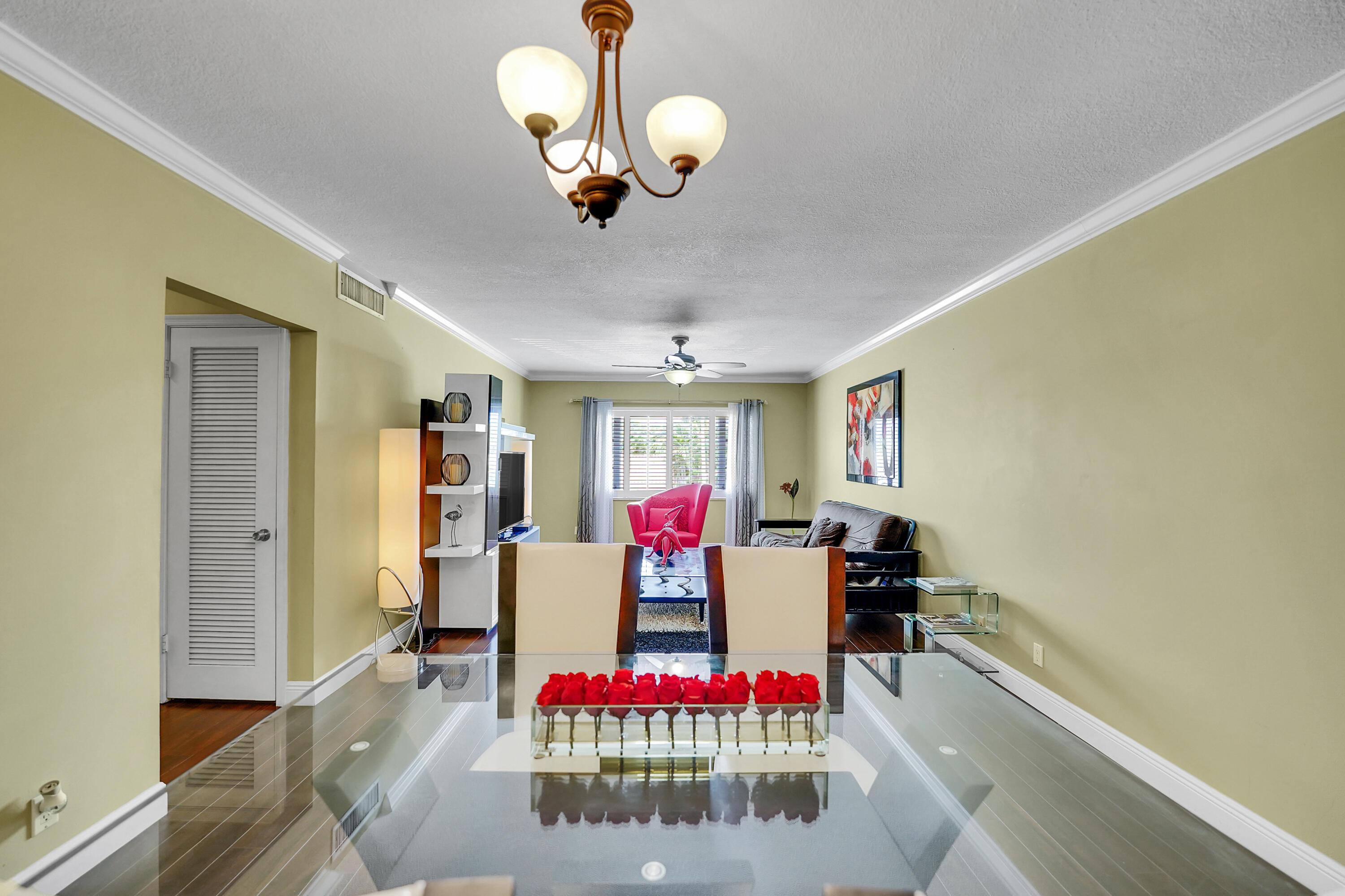 2230 NE 56th Place 223, Fort Lauderdale, FL 33308, Fort Lauderdale - Photo 3