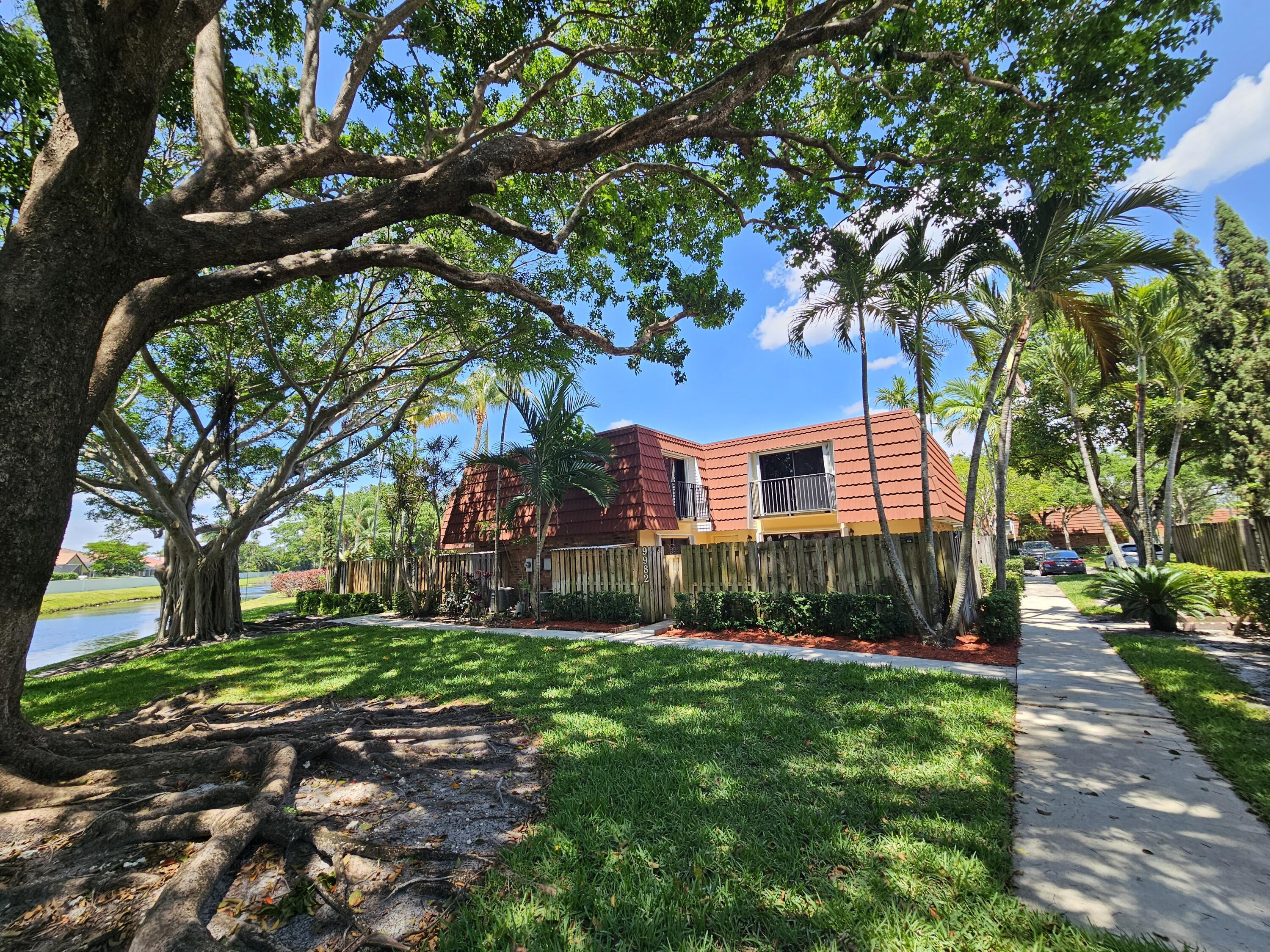 9982 NW 6th Court, Plantation, FL 33324, Plantation