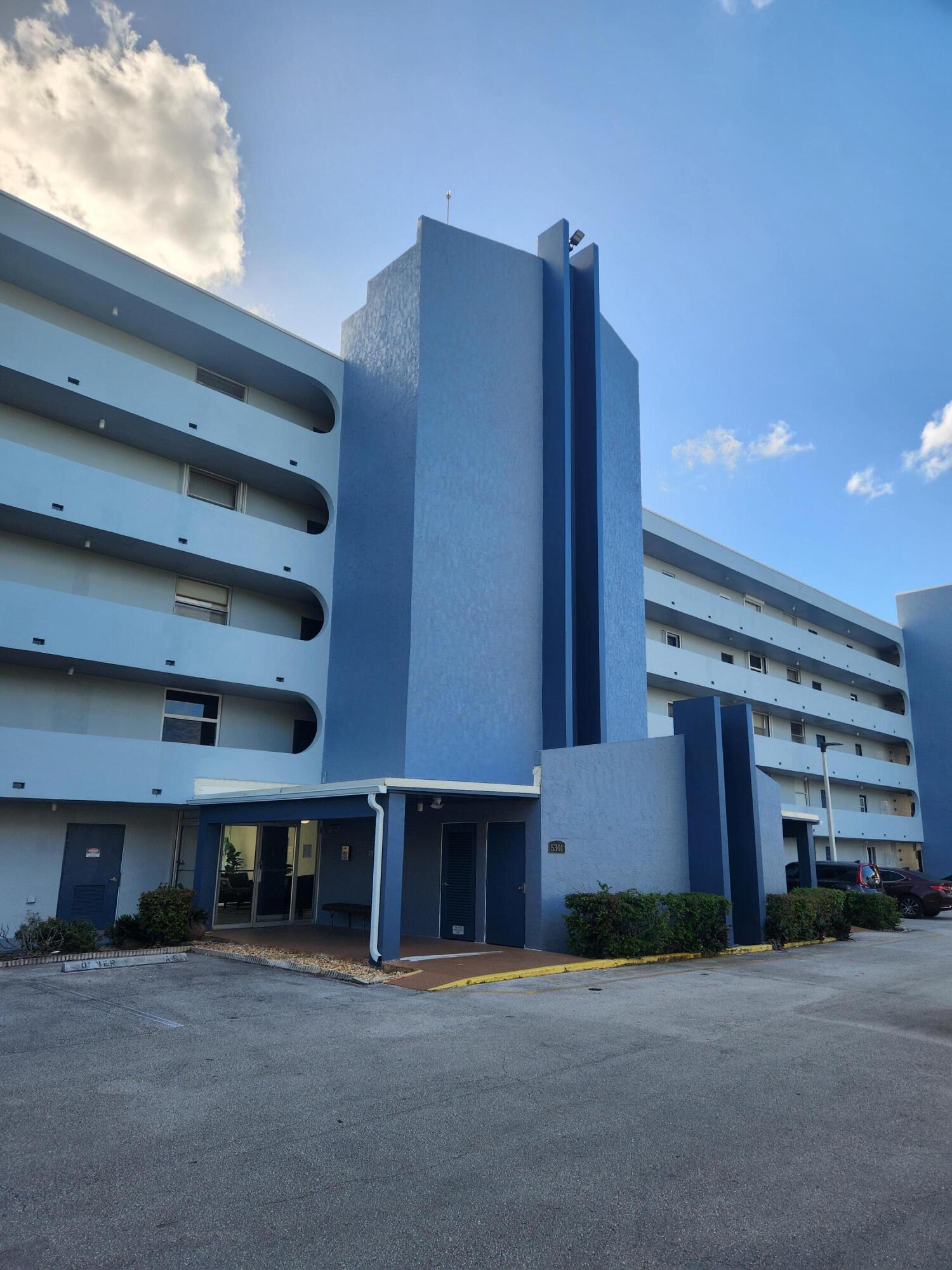 5301 NW 2nd Avenue Apt 307, Boca Raton, FL 33487, Boca Raton