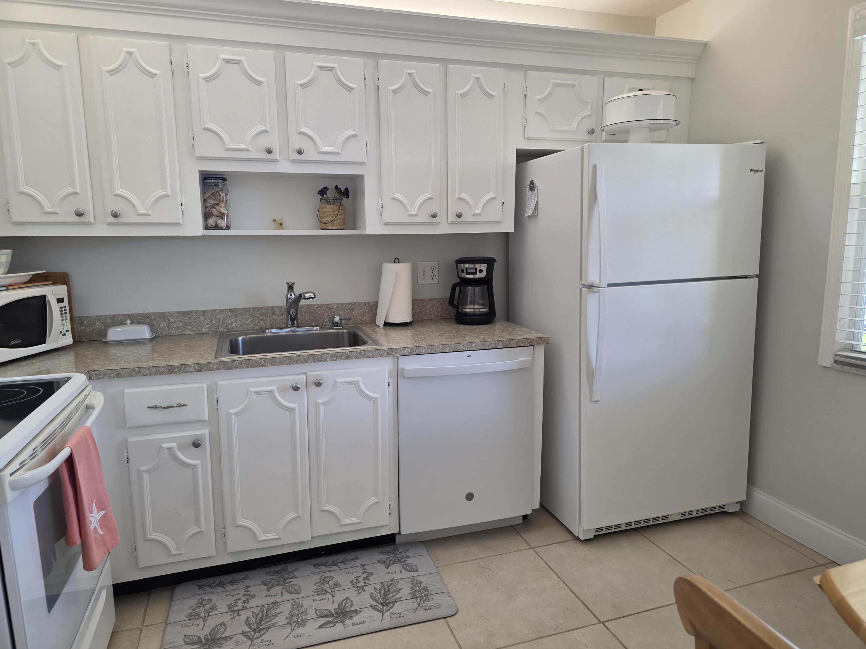 717 S Us Highway 1 211, Jupiter, FL 33477, Jupiter - Photo 4