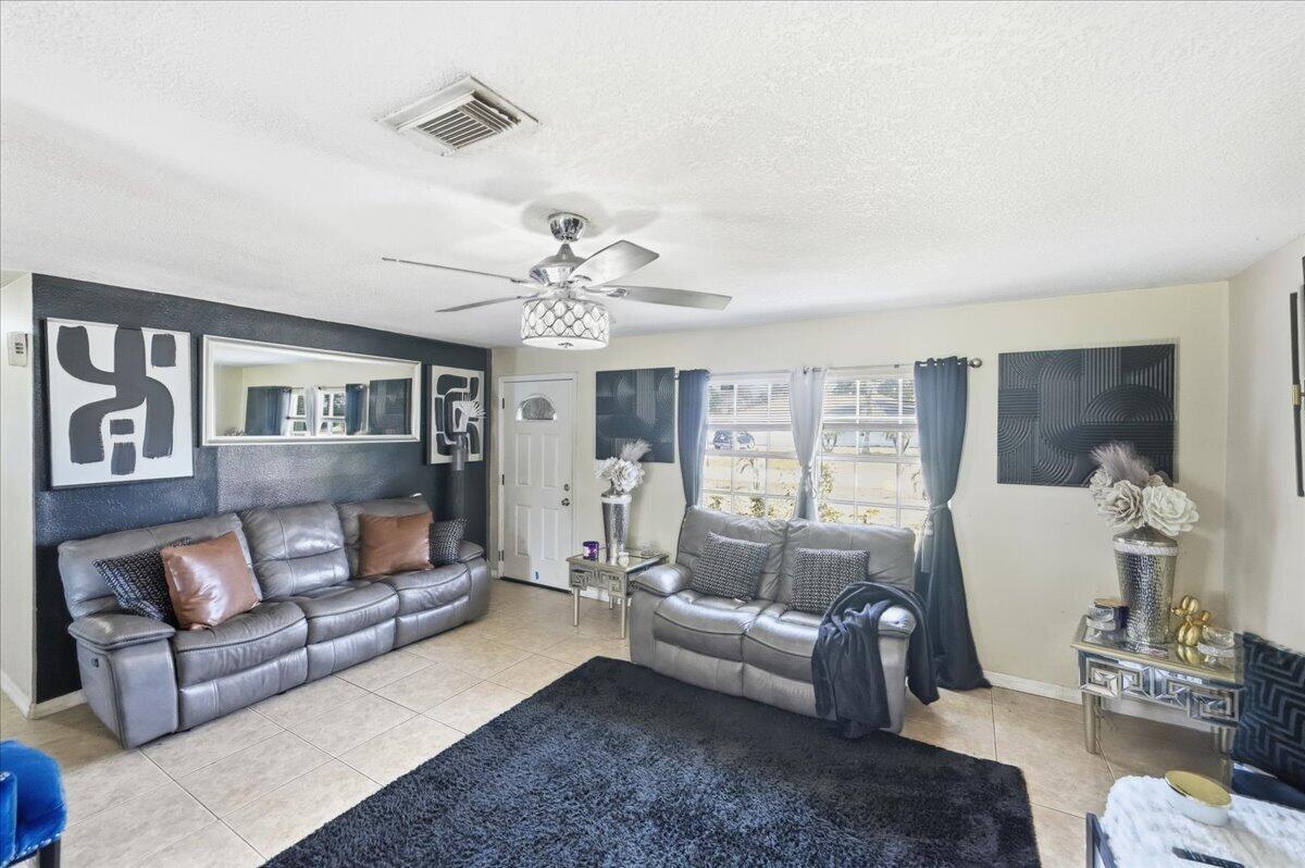 6602 Fort Walton Avenue, Fort Pierce, FL 34951, Fort Pierce - Photo 5