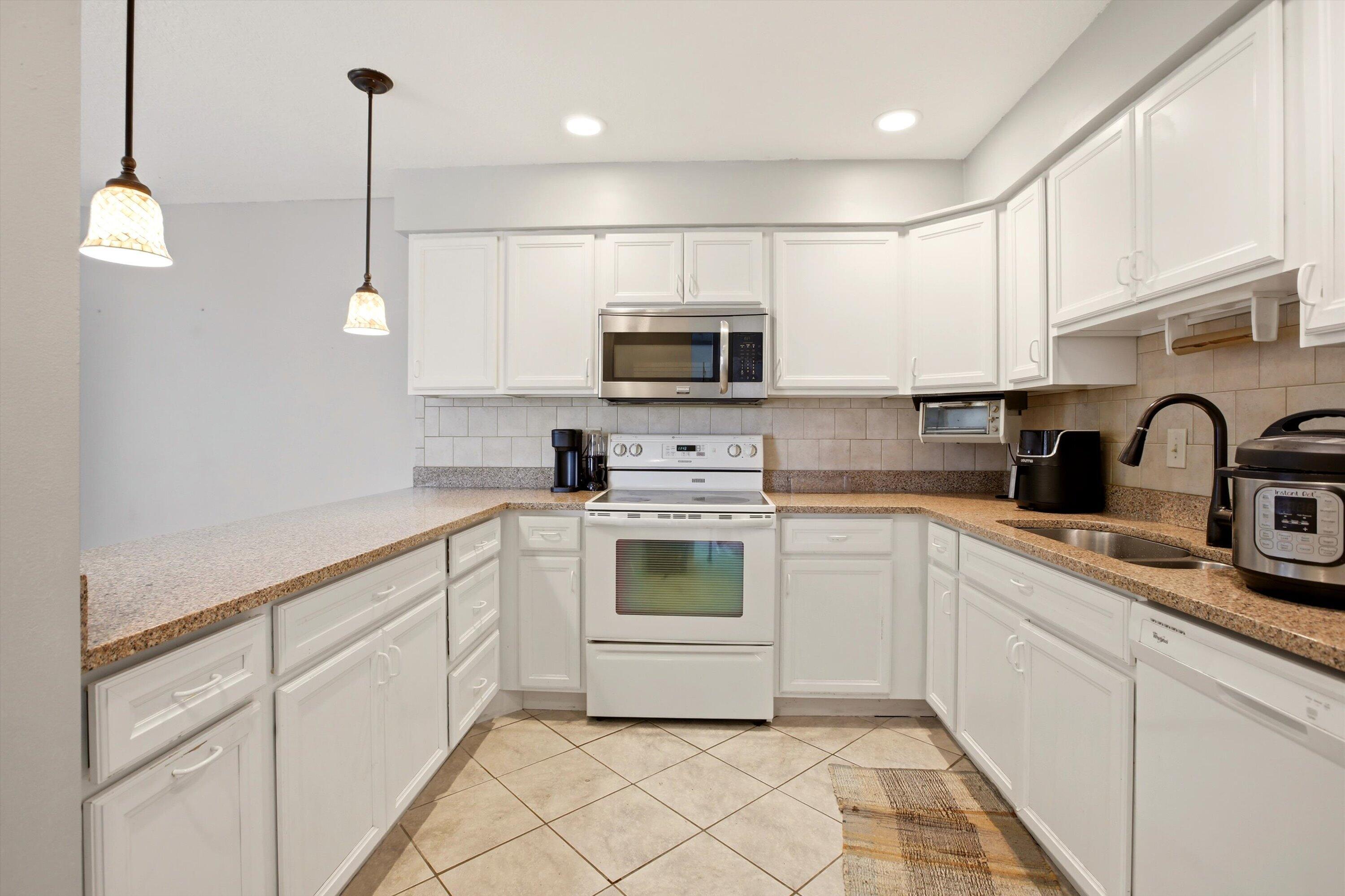 1607 Laurel Leaf Lane B, Fort Pierce, FL 34950, Fort Pierce - Photo 5