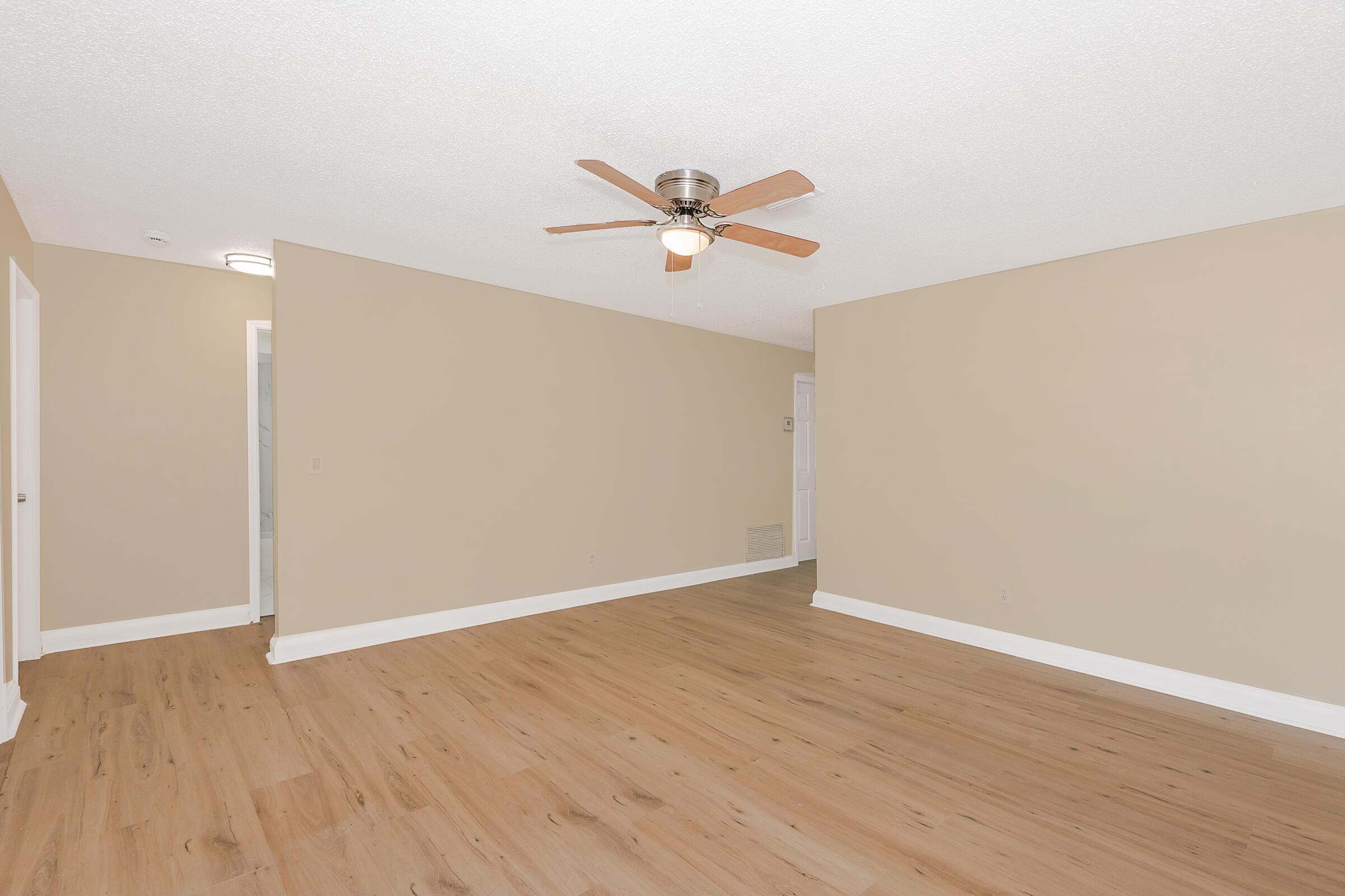 6560 SW 20th Street, North Lauderdale, FL 33068, North Lauderdale - Photo 4