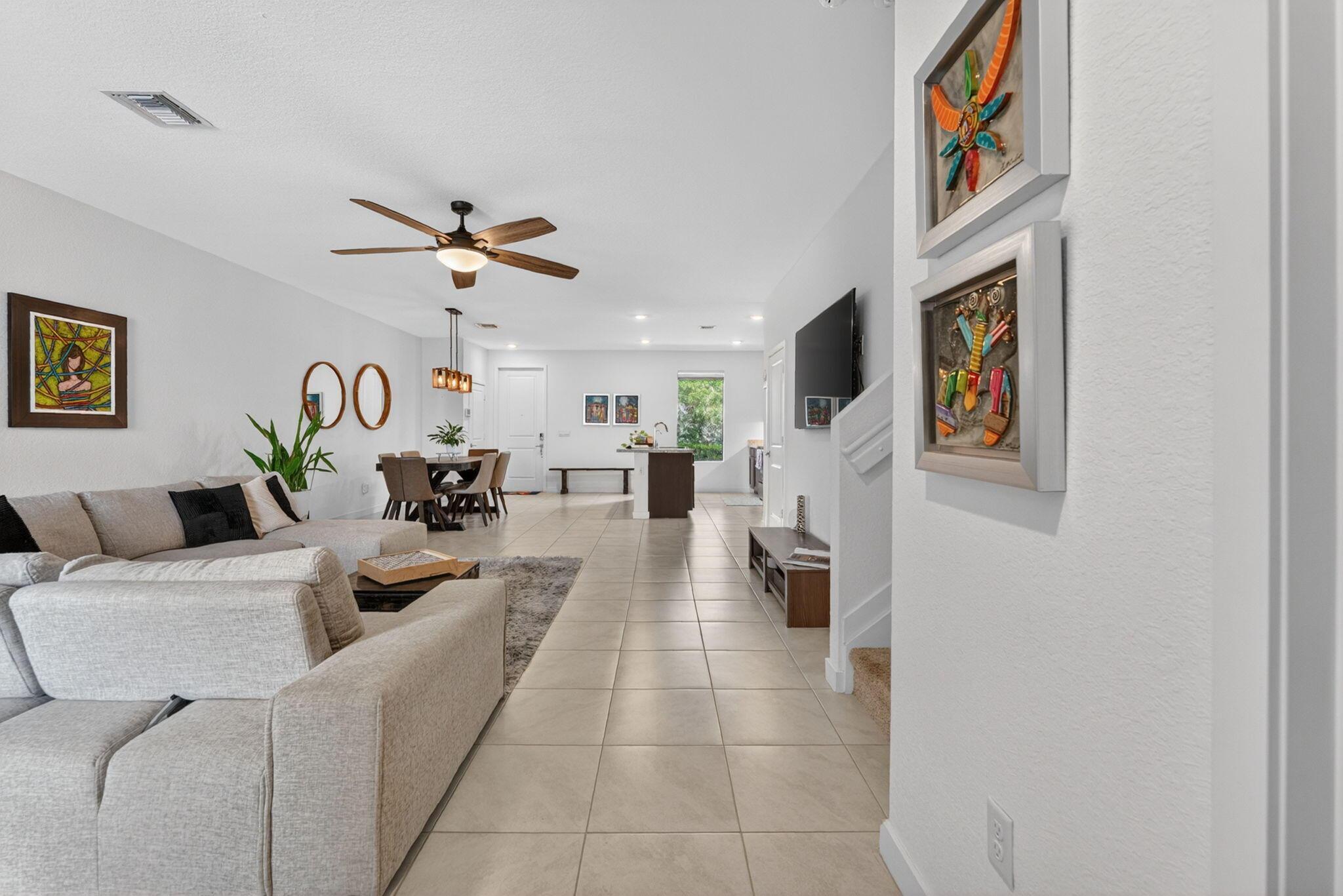 527 NW 17th Street, Fort Lauderdale, FL 33311, Fort Lauderdale - Photo 3