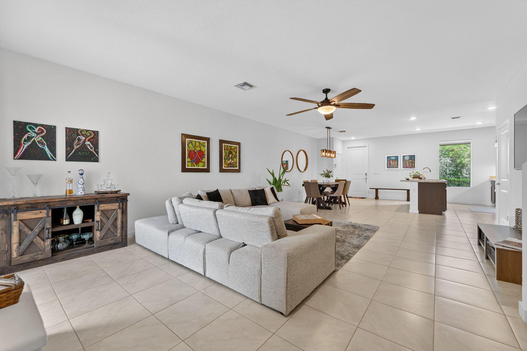 527 NW 17th Street, Fort Lauderdale, FL 33311, Fort Lauderdale - Photo 4