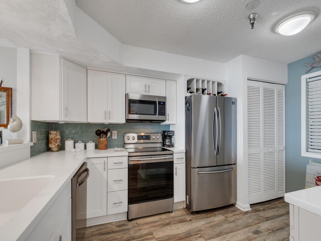 9612 Riverside Drive 203, Sebastian, FL 32958, Sebastian - Photo 3