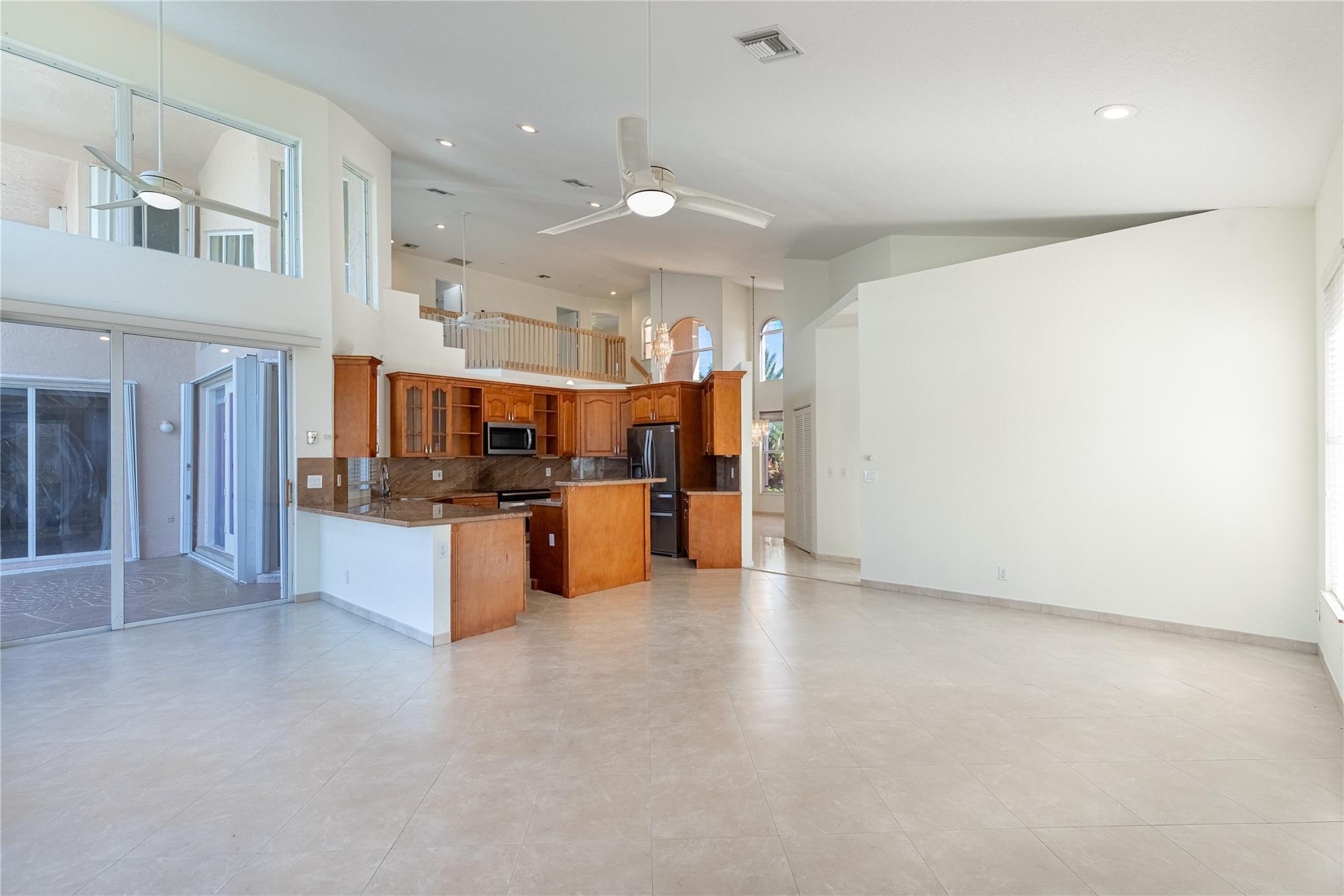 9901 NW 48th Court, Coral Springs, FL 33076, Coral Springs - Photo 3