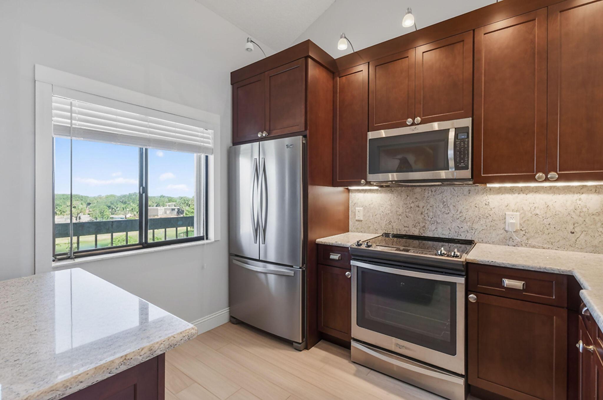 701 Seafarer Circle 504, Jupiter, FL 33477, Jupiter - Photo 2