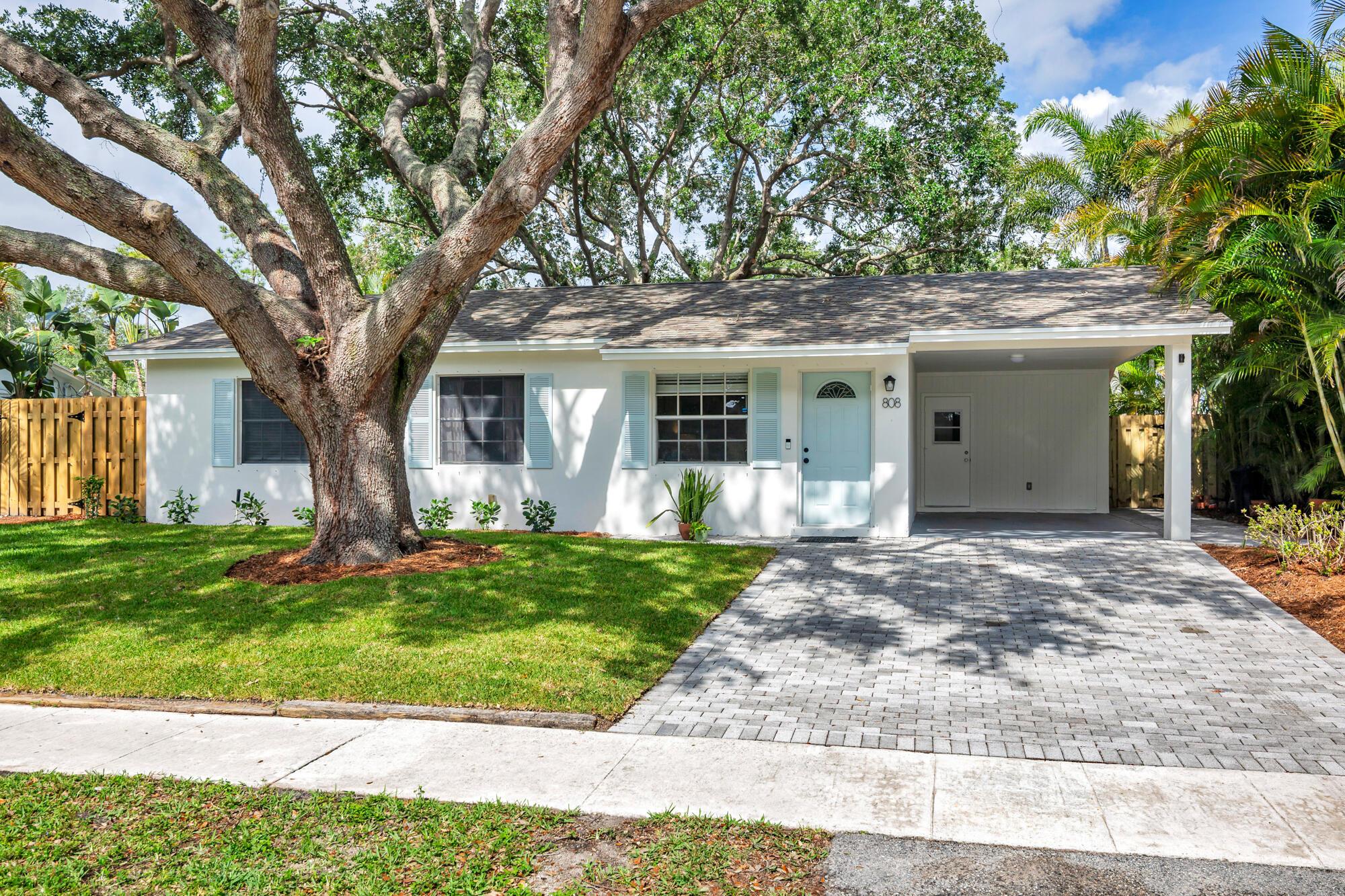 808 Iroquois Street, Jupiter, FL 33458, Jupiter - Photo 2