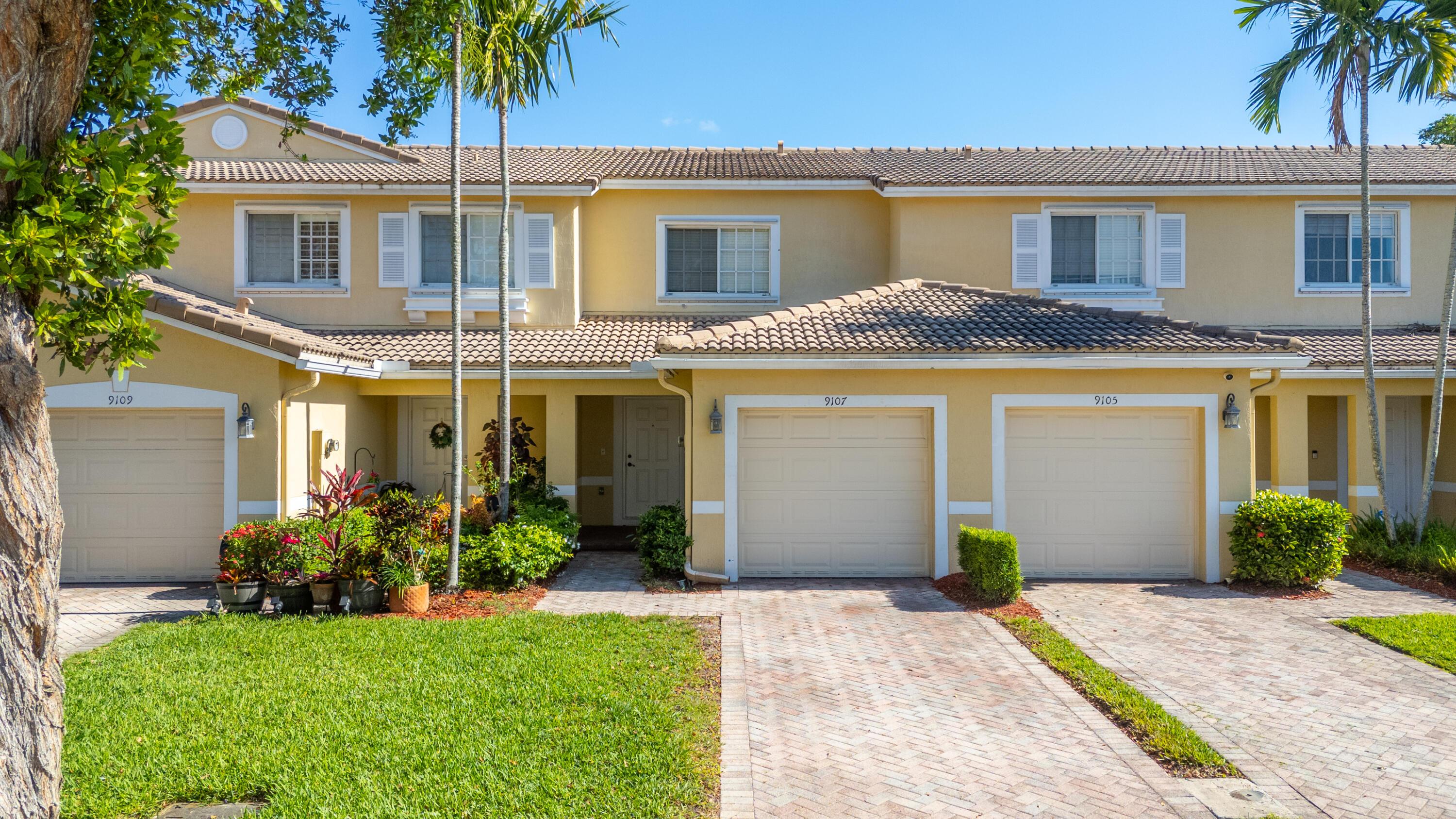 9107 Chambers Street 9107, Tamarac, FL 33321, Tamarac - Photo 2