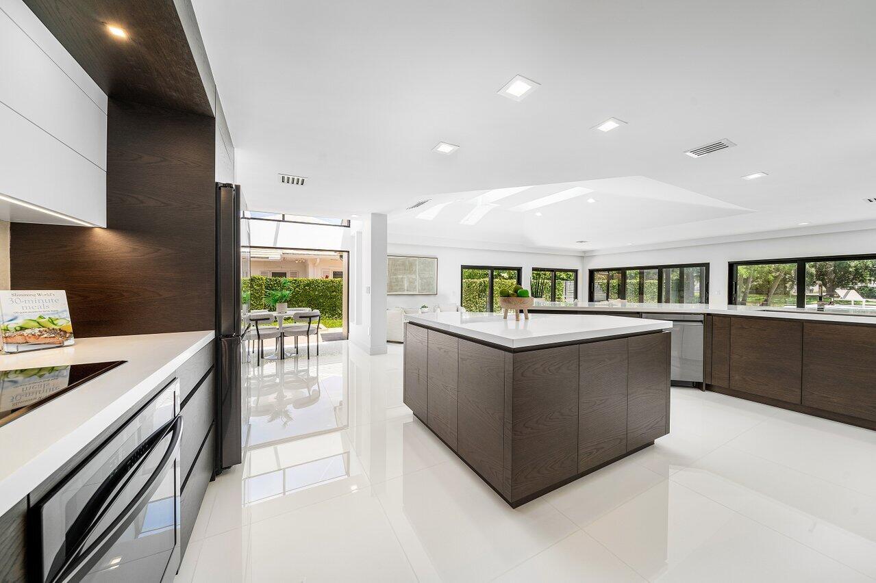 1648 Breakers West Boulevard, West Palm Beach, FL 33411, West Palm Beach - Photo 4