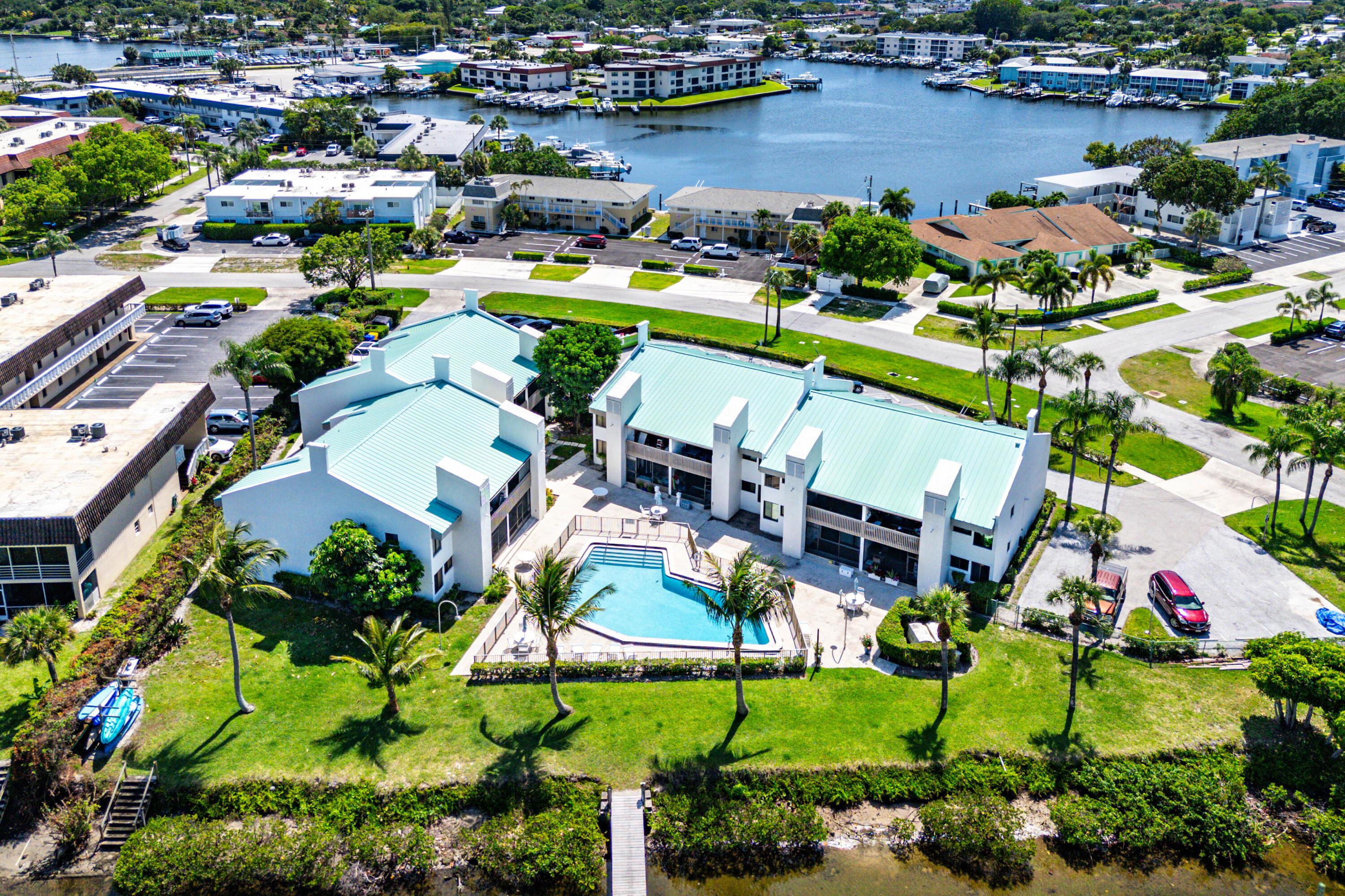 412 Southwind Drive B2, North Palm Beach, FL 33408, North Palm Beach - Photo 2