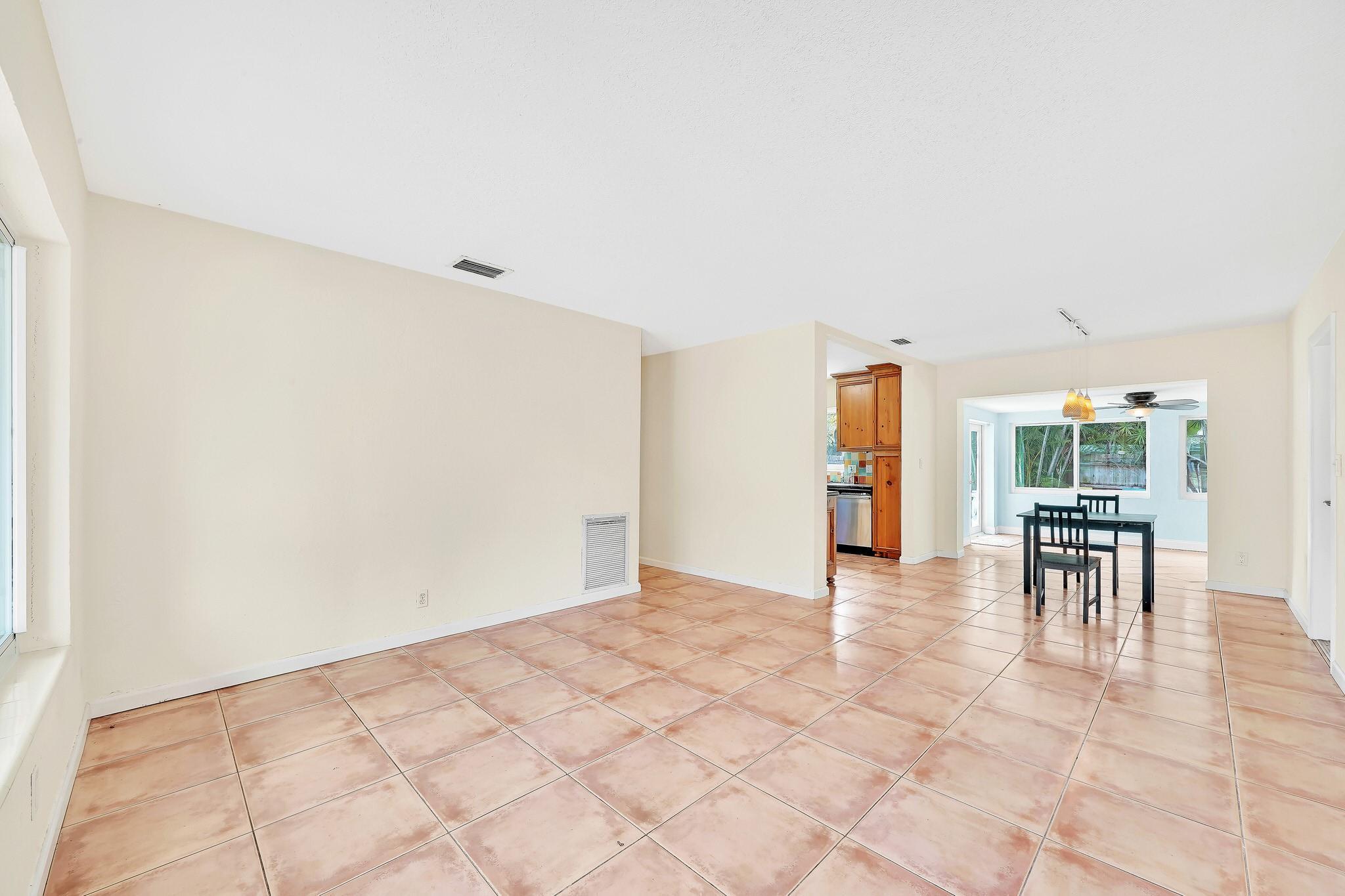 1101 SW 1st Avenue, Pompano Beach, FL 33060, Pompano Beach - Photo 4