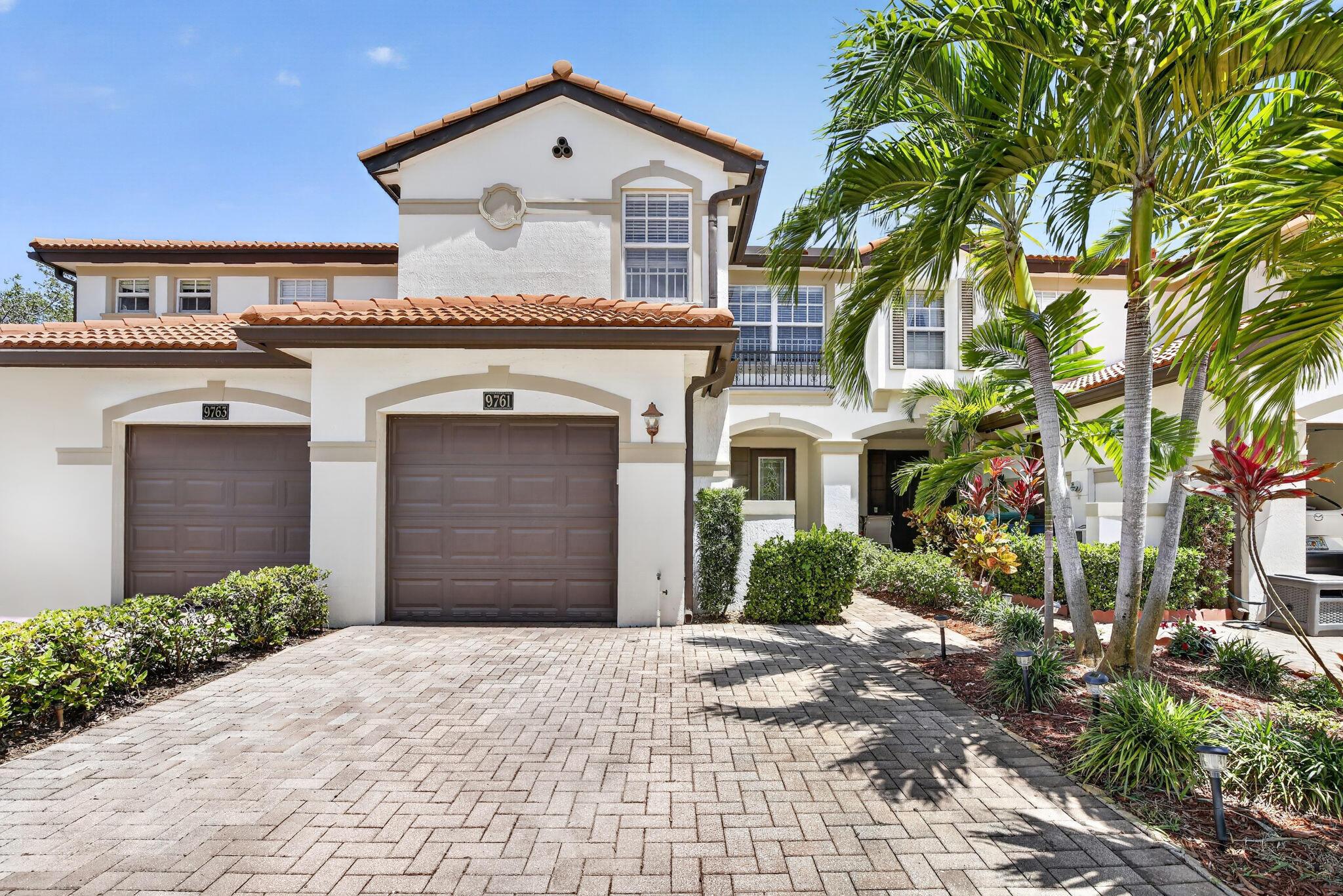 9761 Darlington Place, Cooper City, FL 33328, Cooper City