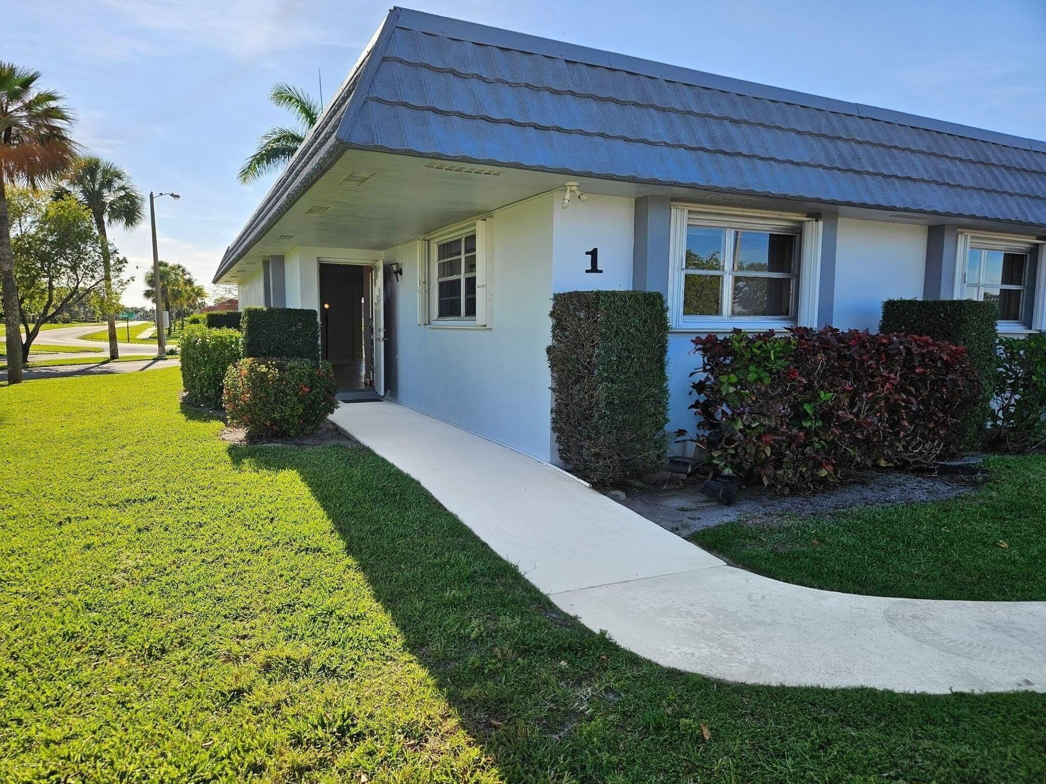 2886 E Fernley Dr Drive E 1, West Palm Beach, FL 33415, West Palm Beach