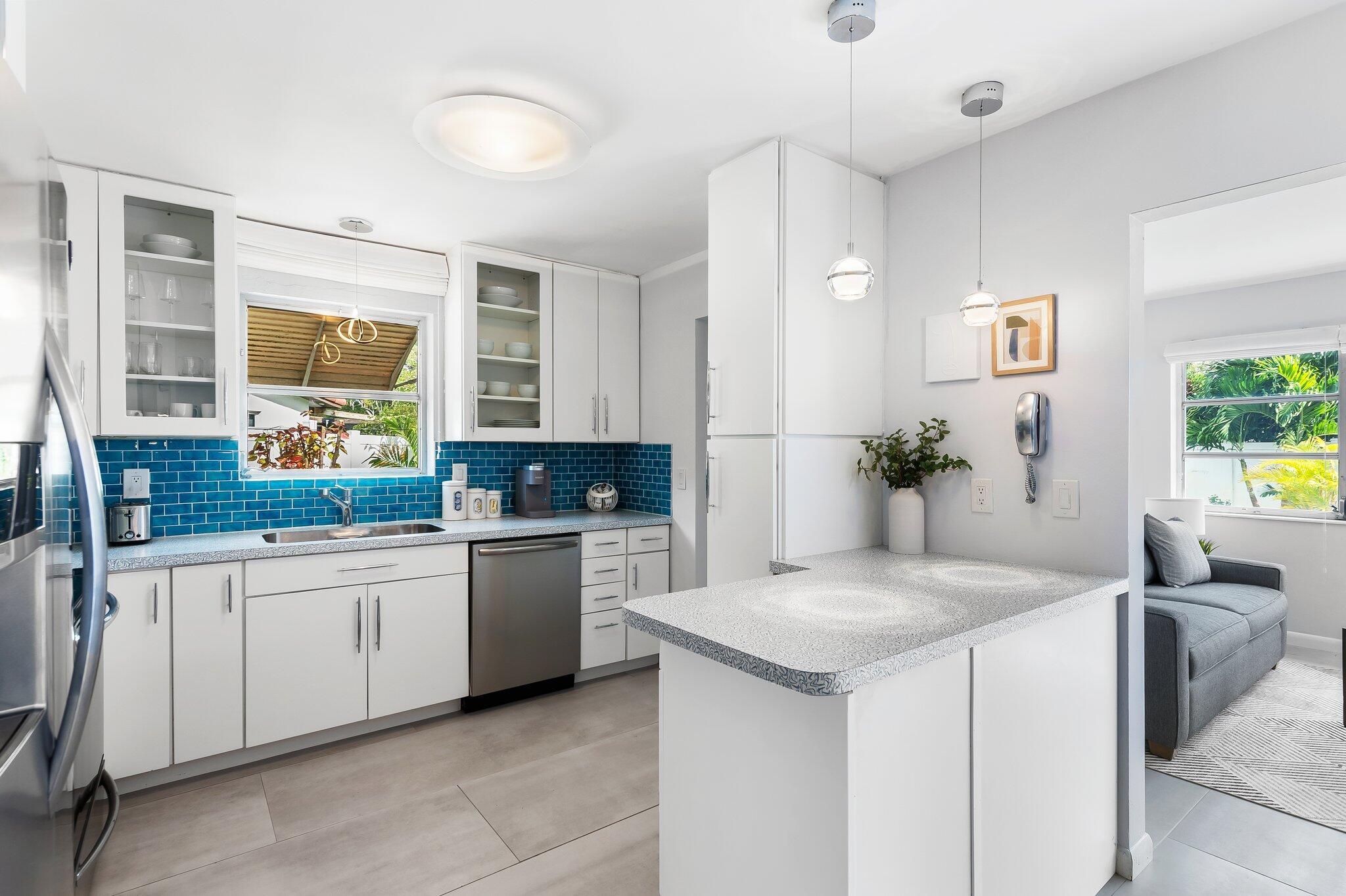 2640 NW 9th Lane, Wilton Manors, FL 33311, Wilton Manors - Photo 4