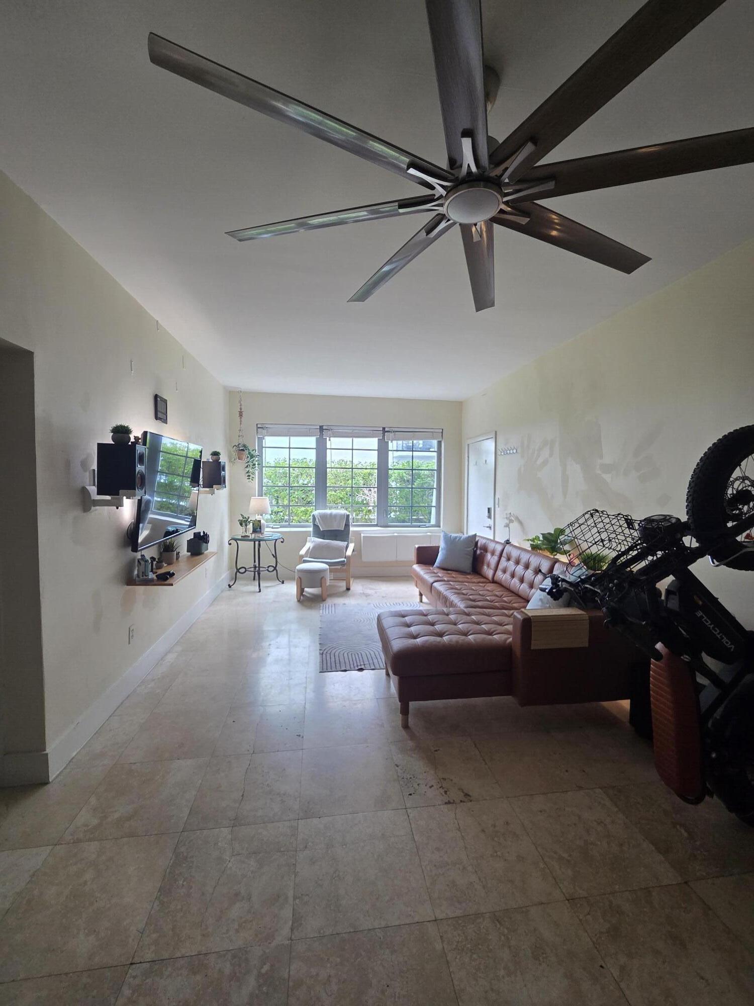 1045 Lenox Avenue 6, Miami Beach, FL 33139, Miami Beach - Photo 2