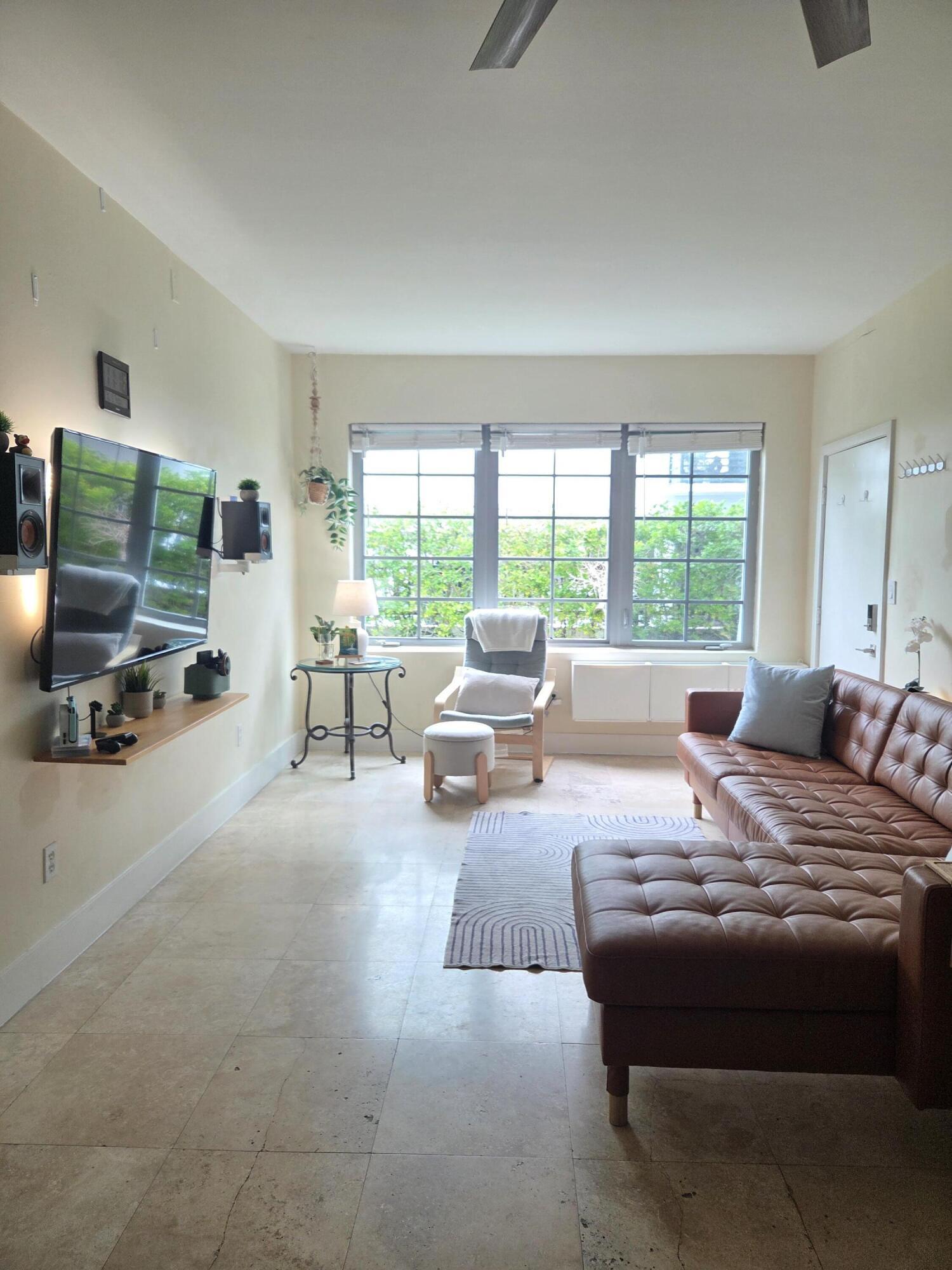 1045 Lenox Avenue 6, Miami Beach, FL 33139, Miami Beach - Photo 3