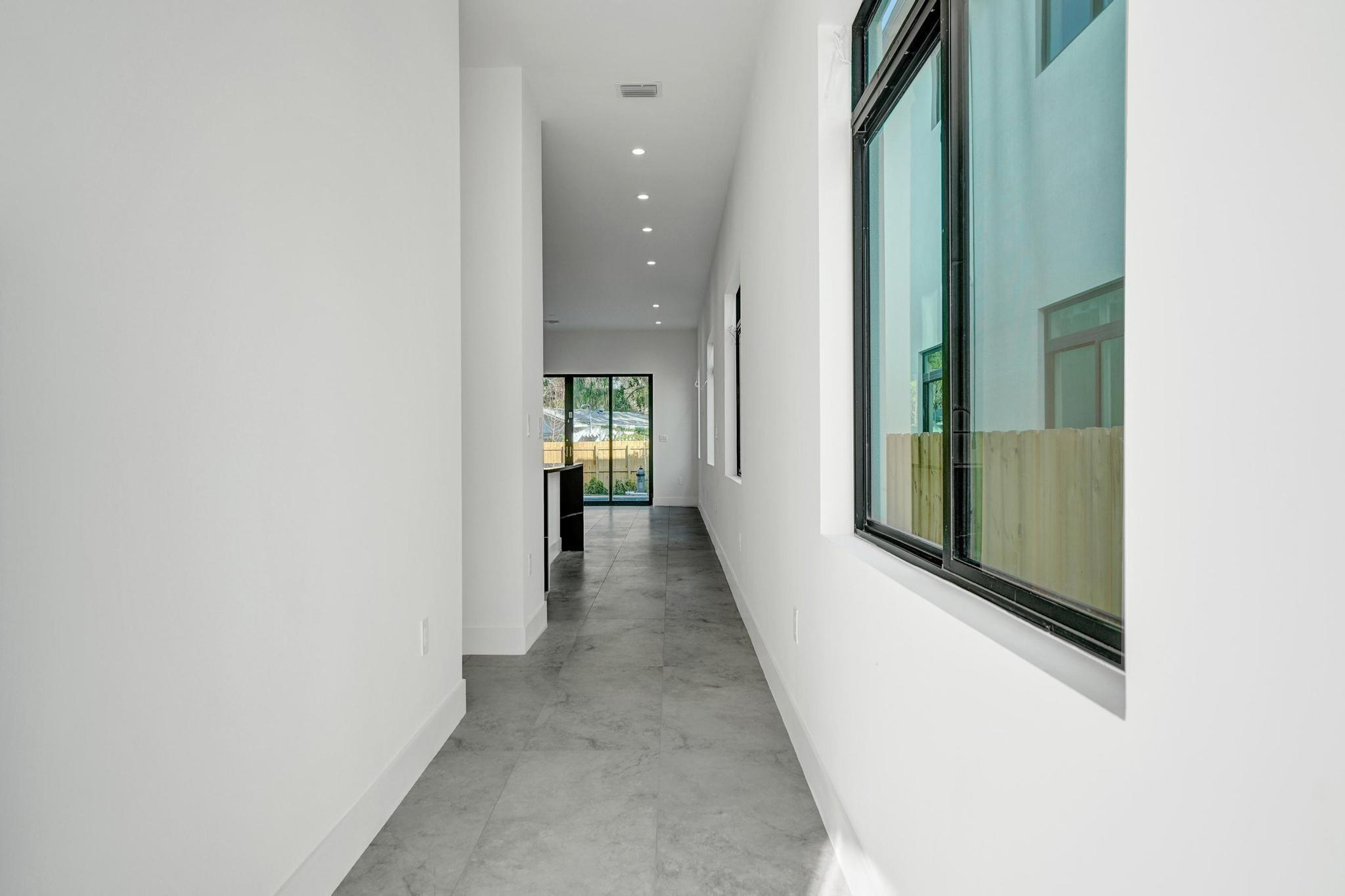 604 SW 7th Avenue, Fort Lauderdale, FL 33315, Fort Lauderdale - Photo 5