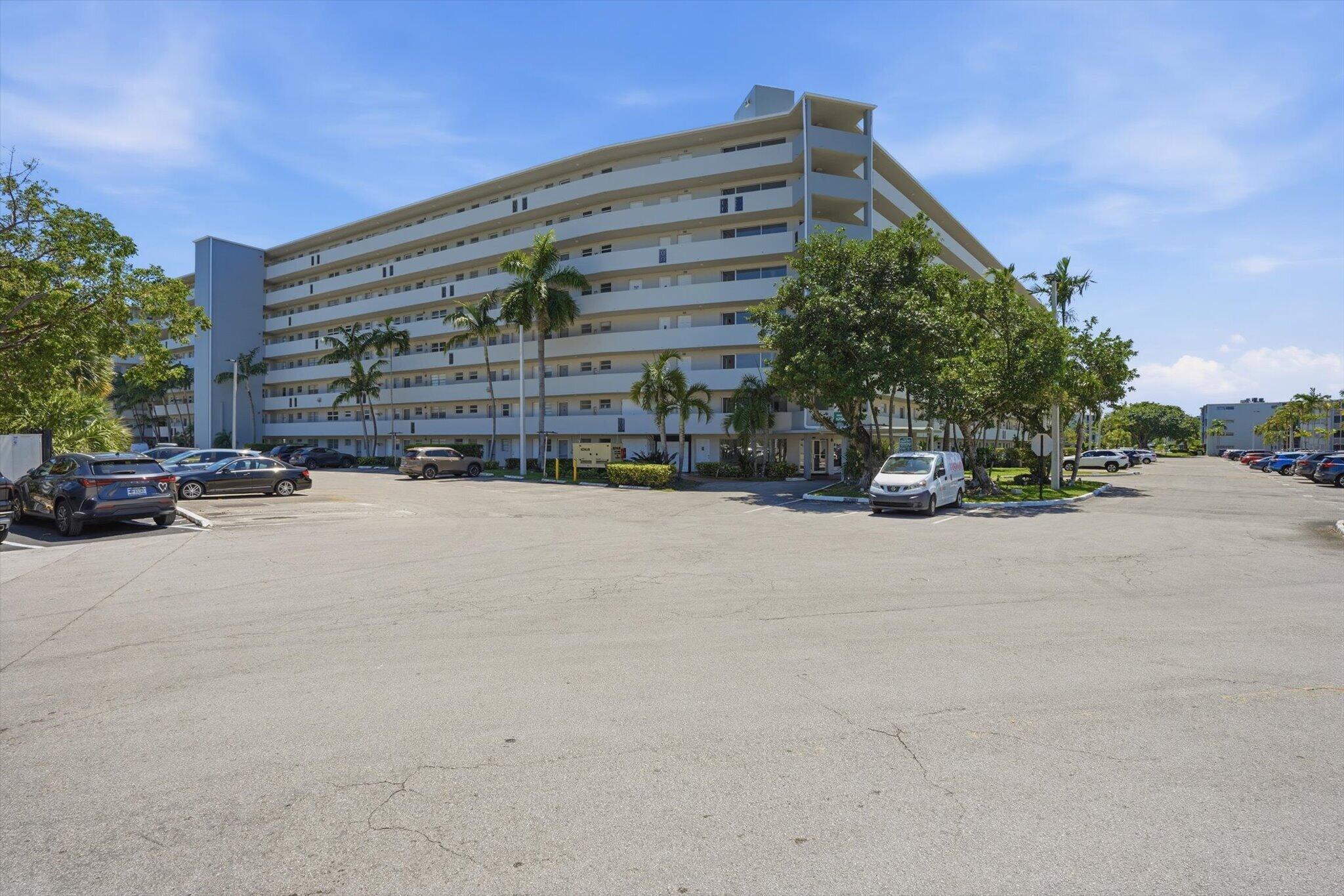 1750 NE 191st Street 811, North Miami Beach, FL 33179, North Miami Beach