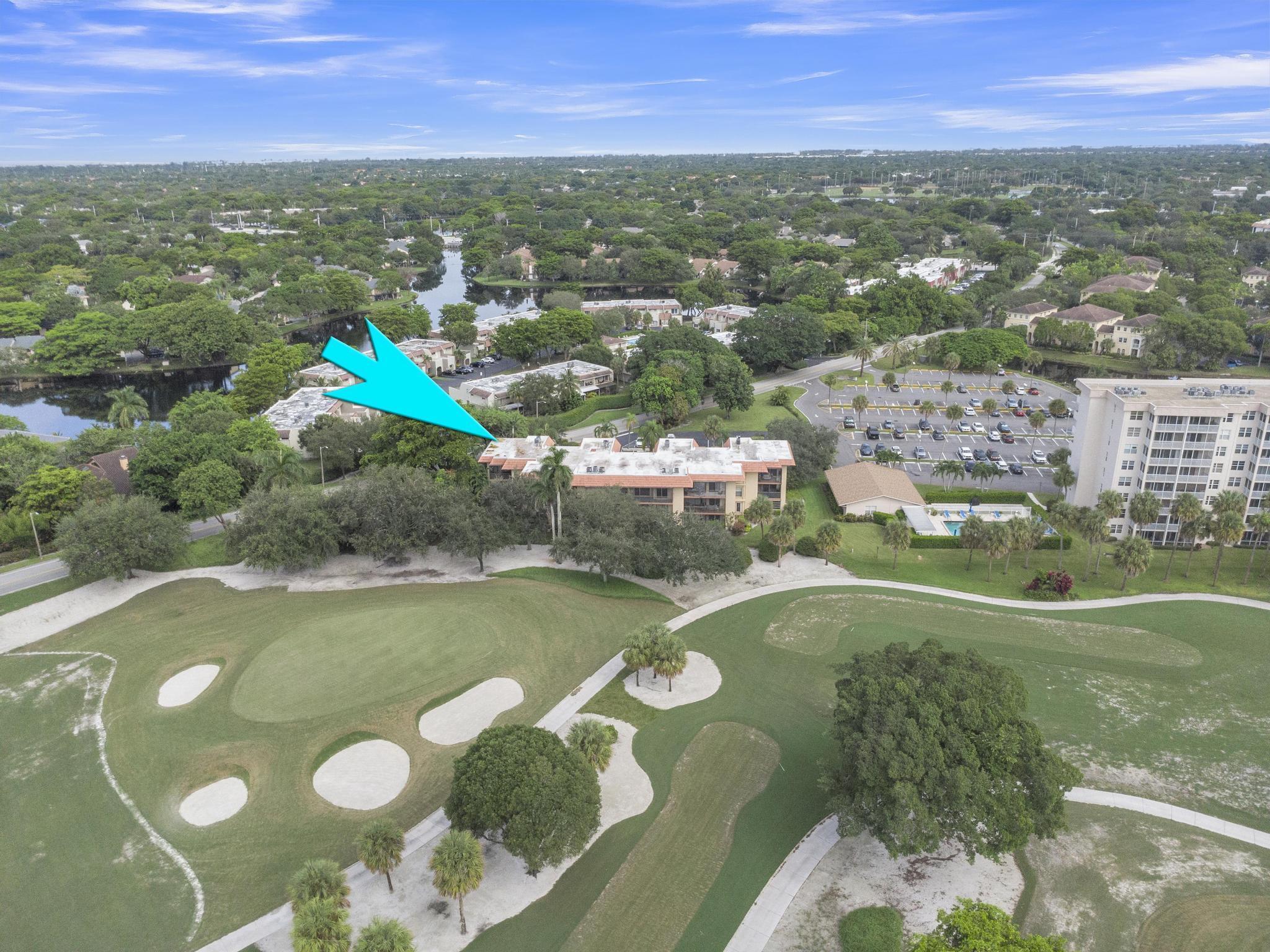 200 W Jacaranda Country Club Drive 3c, Plantation, FL 33324, Plantation - Photo 3