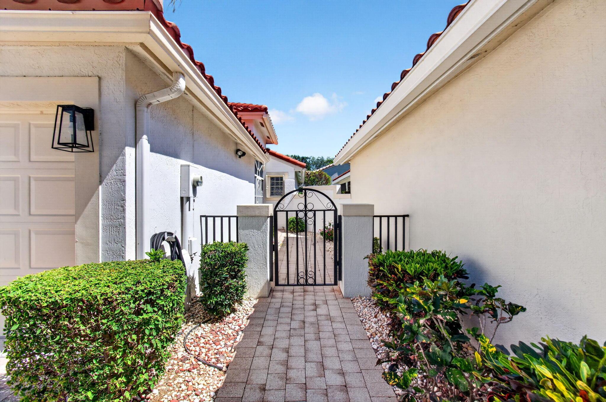 7169 Foxworth Court, Boynton Beach, FL 33437, Boynton Beach - Photo 3