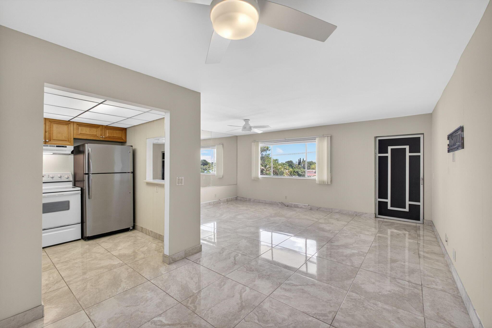 300 S Village Green Cir Circle S 420, Palm Springs, FL 33461, Palm Springs