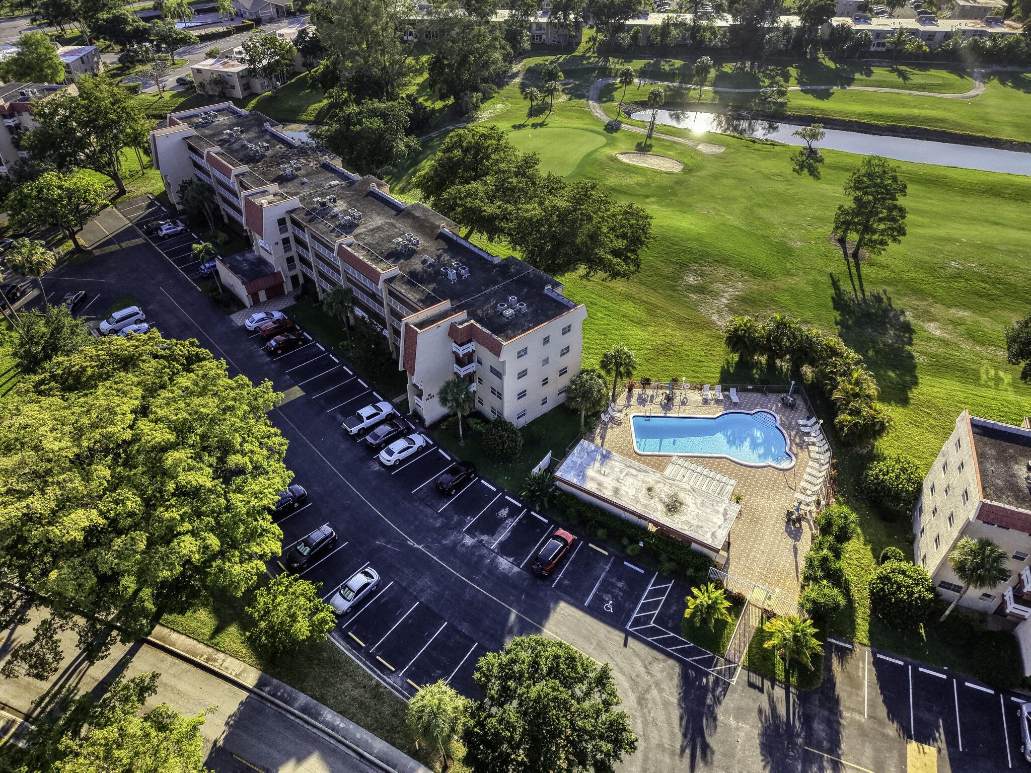 1035 Country Club Drive 407, Margate, FL 33063, Margate - Photo 3