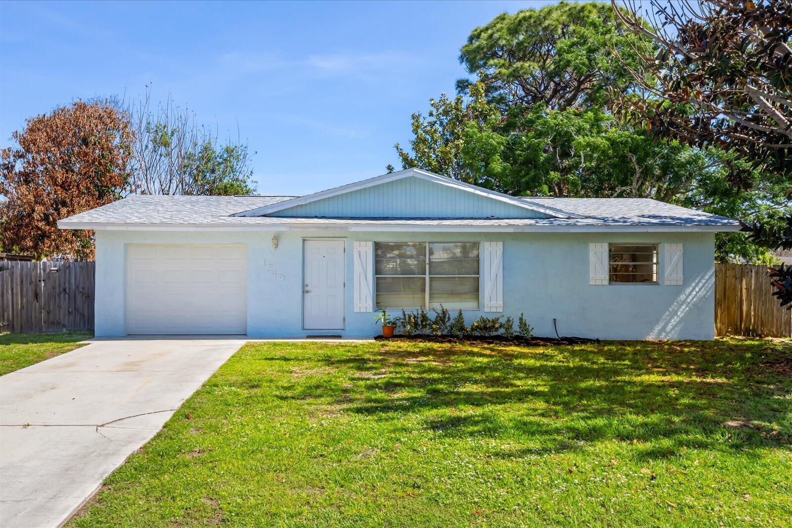 1549 SE Minorca Avenue, Port St. Lucie, FL 34952, Port St. Lucie - Photo 3
