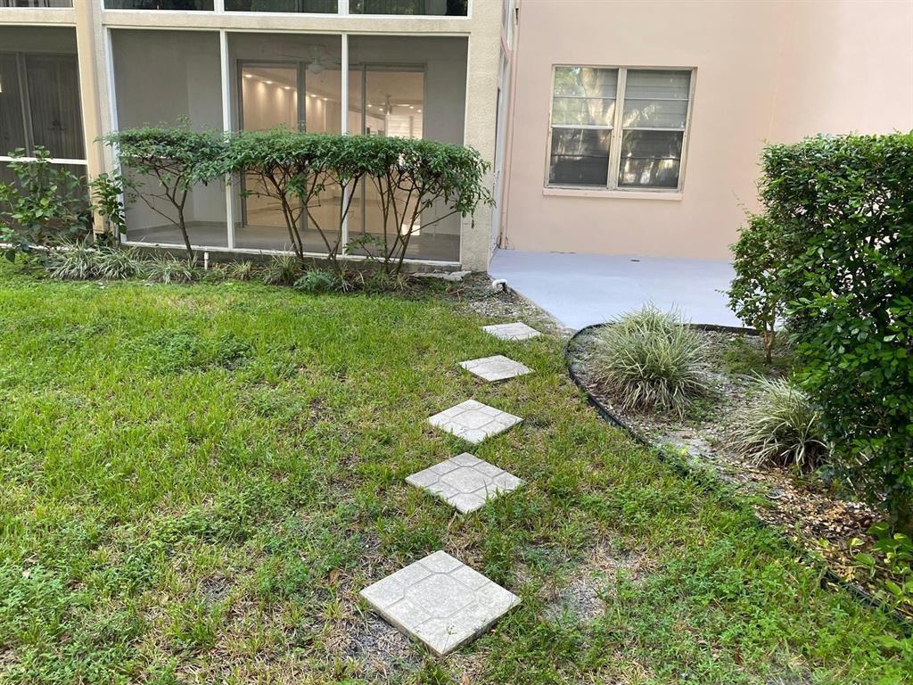 2600 NW 49th Avenue Apt 112, Lauderdale Lakes, FL 33313, Lauderdale Lakes - Photo 5