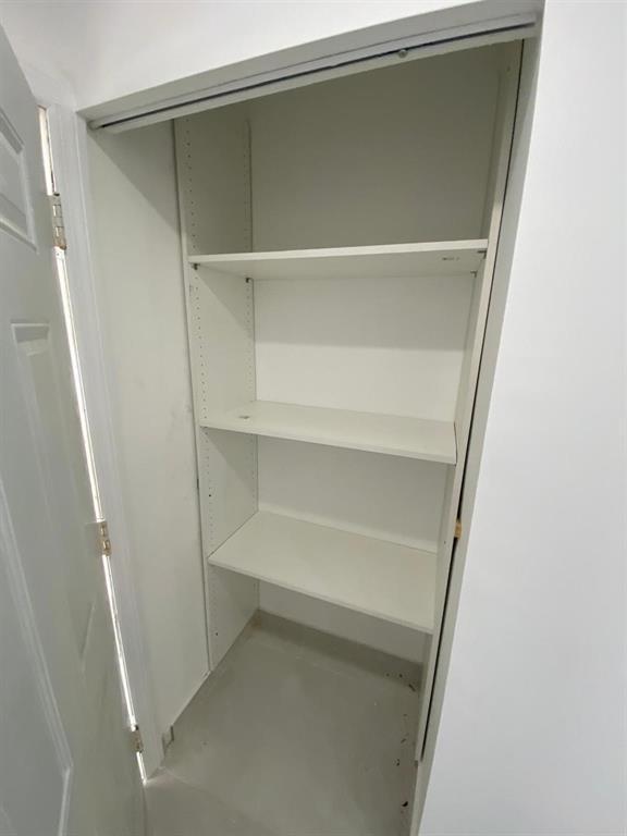 2600 NW 49th Avenue Apt 112, Lauderdale Lakes, FL 33313, Lauderdale Lakes - Photo 3