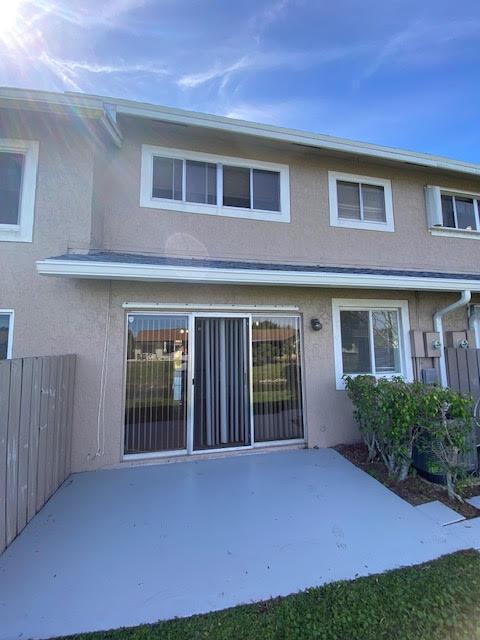 2217 W Discovery Cir Circle W, Deerfield Beach, FL 33442, Deerfield Beach - Photo 3