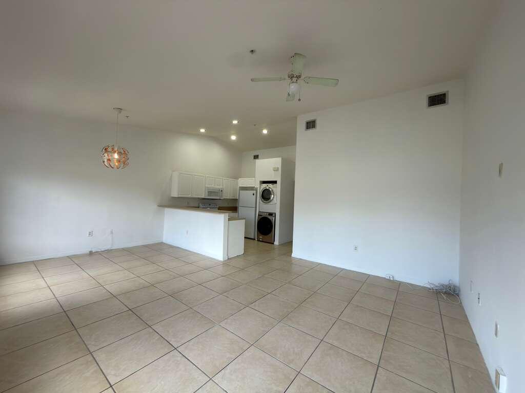 3842 SW 48th Avenue, Hollywood, FL 33023, Hollywood - Photo 3