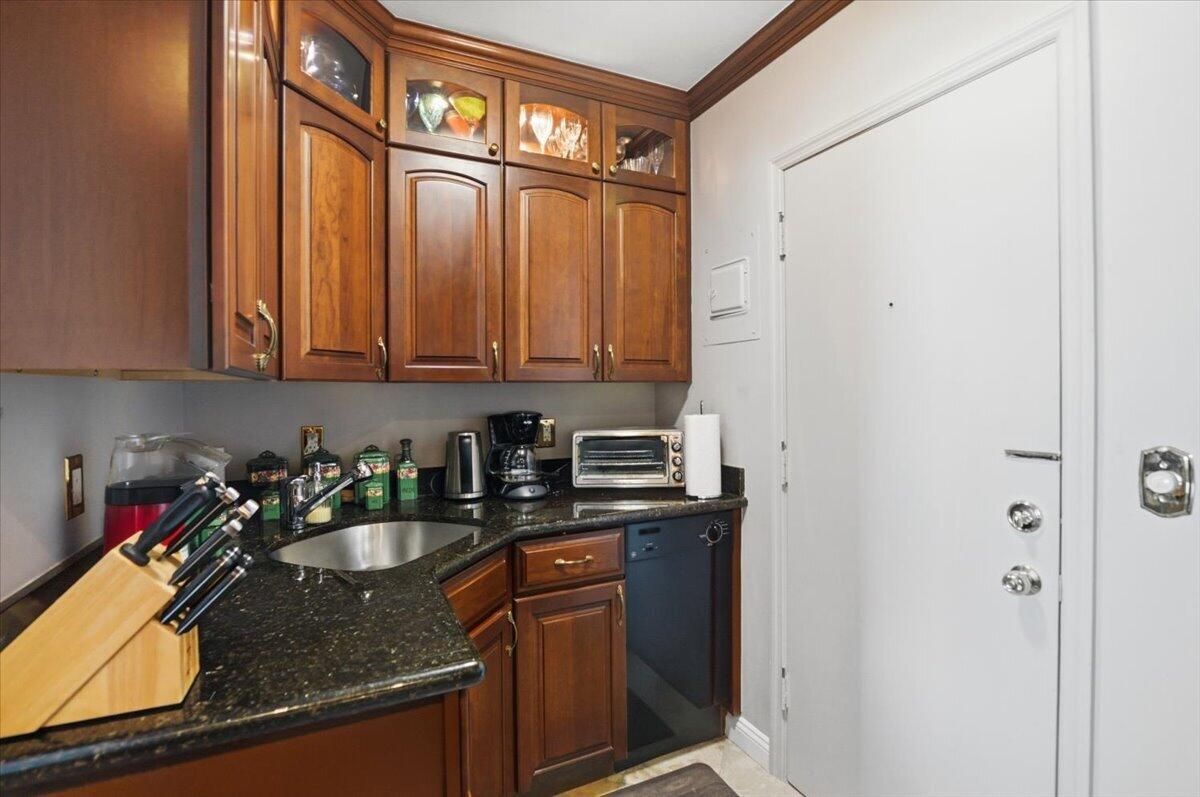 6261 NE 19th Avenue 1229, Fort Lauderdale, FL 33308, Fort Lauderdale - Photo 5