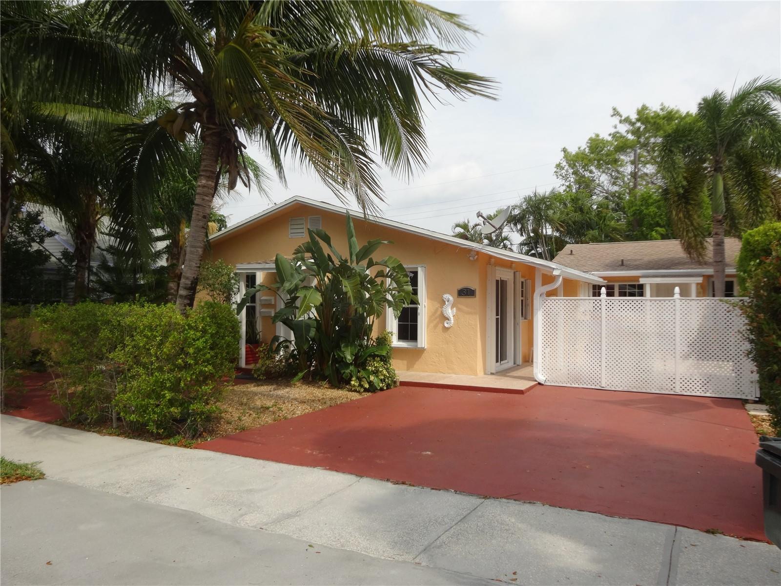 31 SE 13th Street 1-2, Dania Beach, FL 33004, Dania Beach