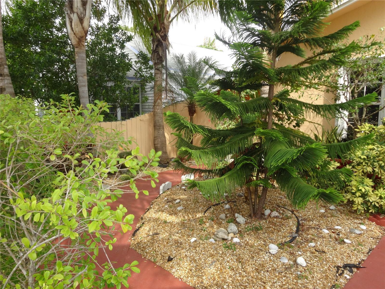 31 SE 13th Street 1-2, Dania Beach, FL 33004, Dania Beach - Photo 2