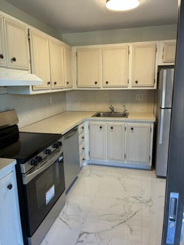 661 NE 195th Street 314, Miami, FL 33179, Miami - Photo 4