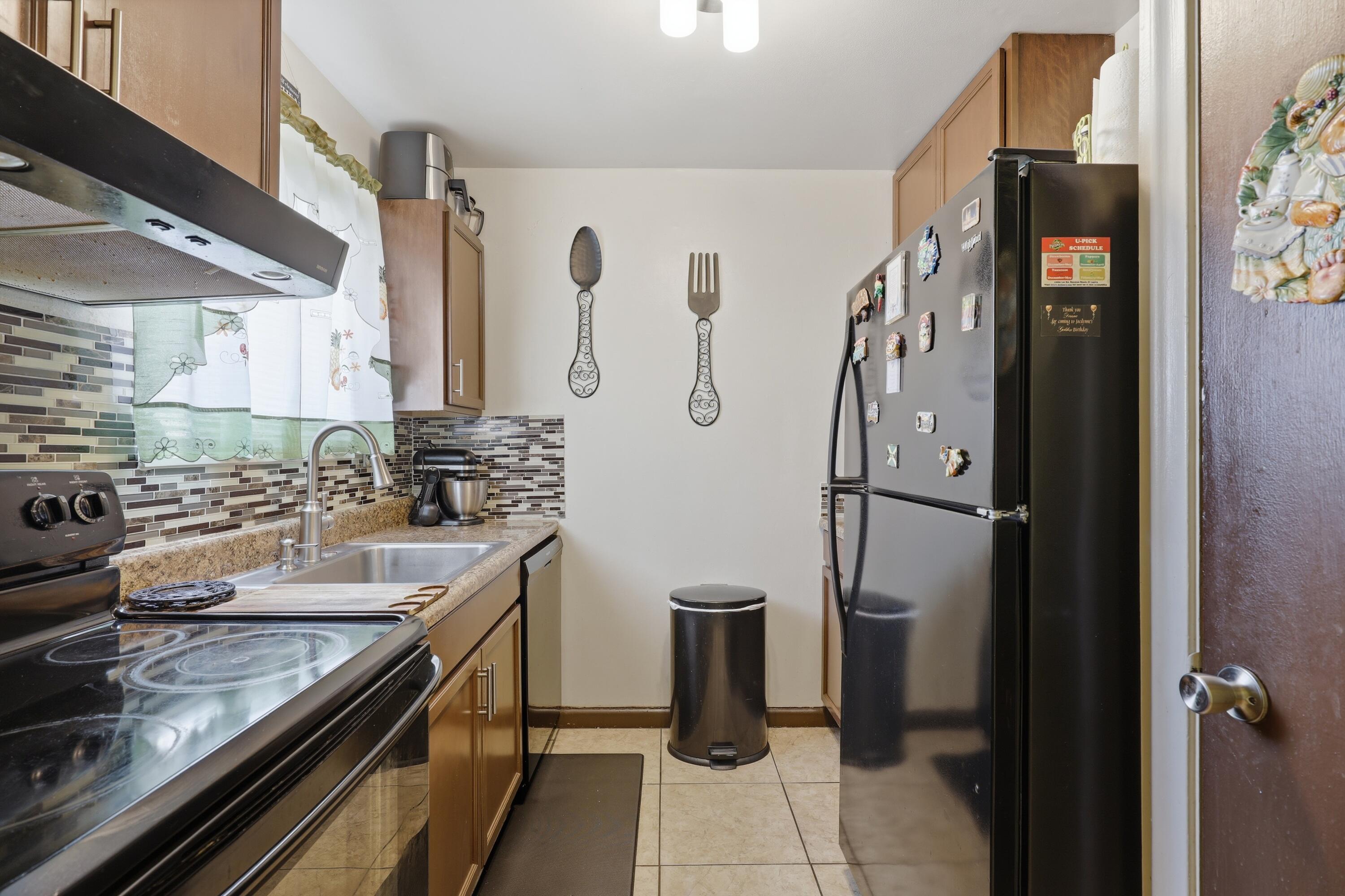 6074 Forest Hill Boulevard 101, West Palm Beach, FL 33415, West Palm Beach - Photo 2