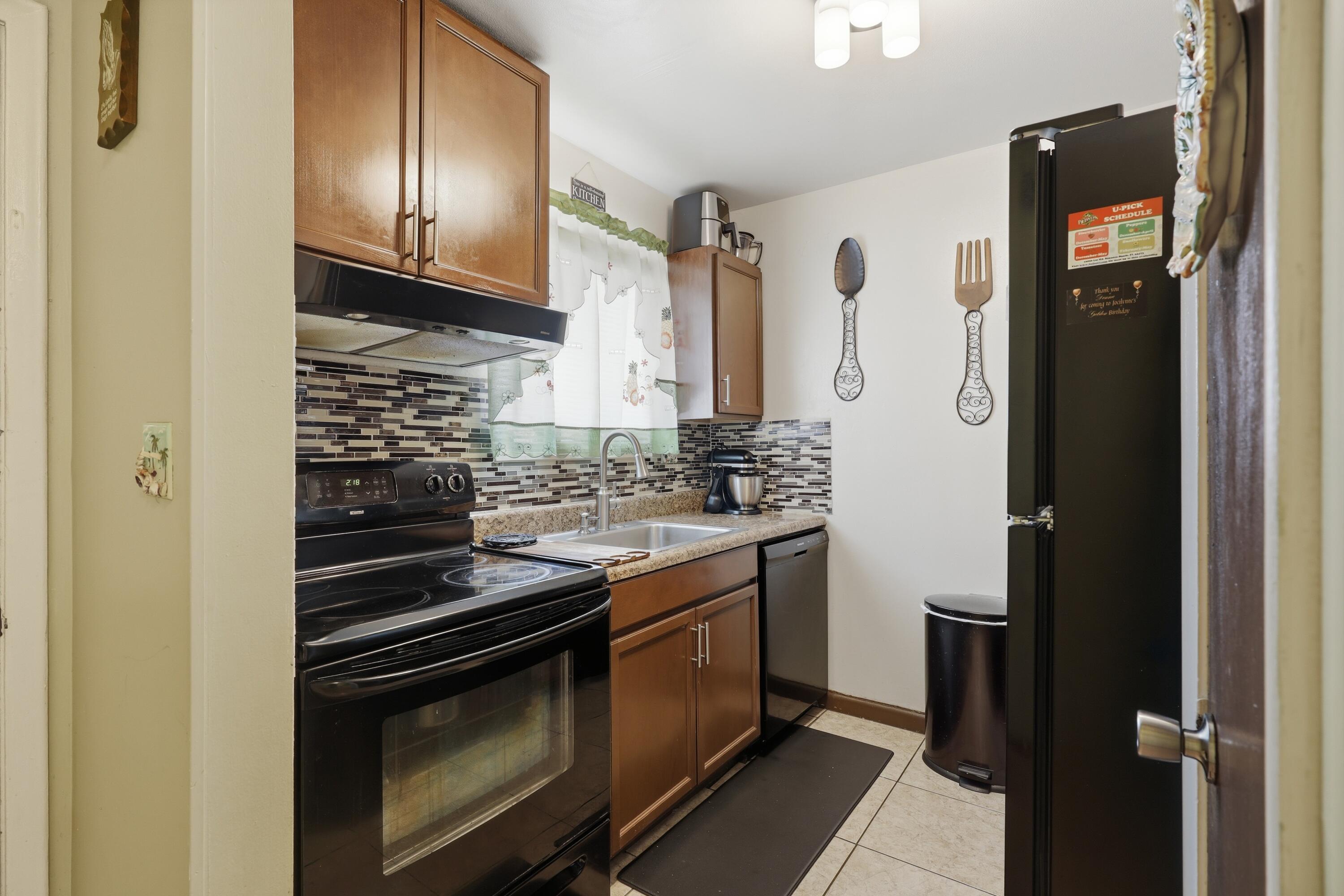 6074 Forest Hill Boulevard 101, West Palm Beach, FL 33415, West Palm Beach - Photo 3