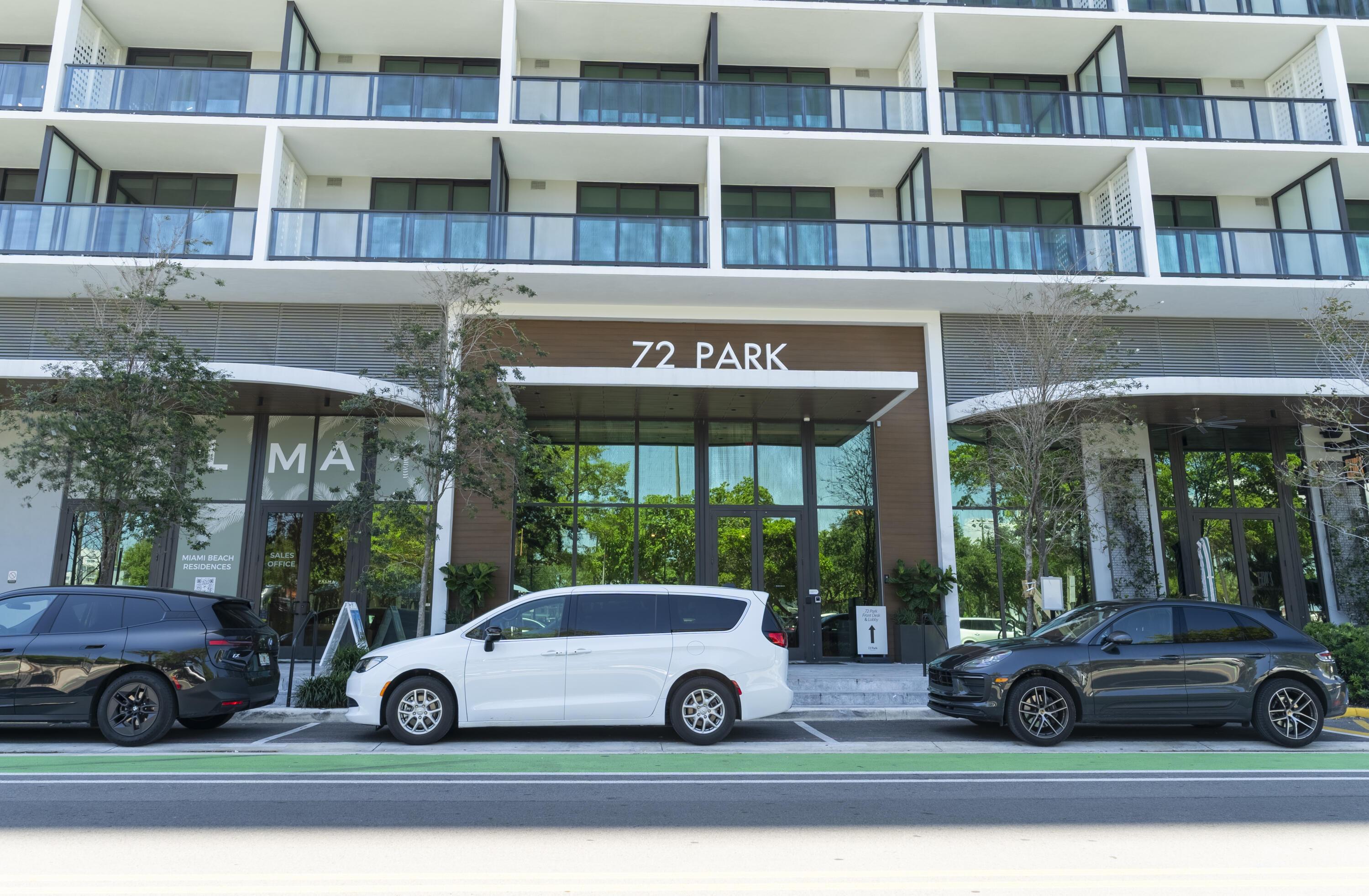 580 72nd Street 1102, Miami Beach, FL 33141, Miami Beach - Photo 3