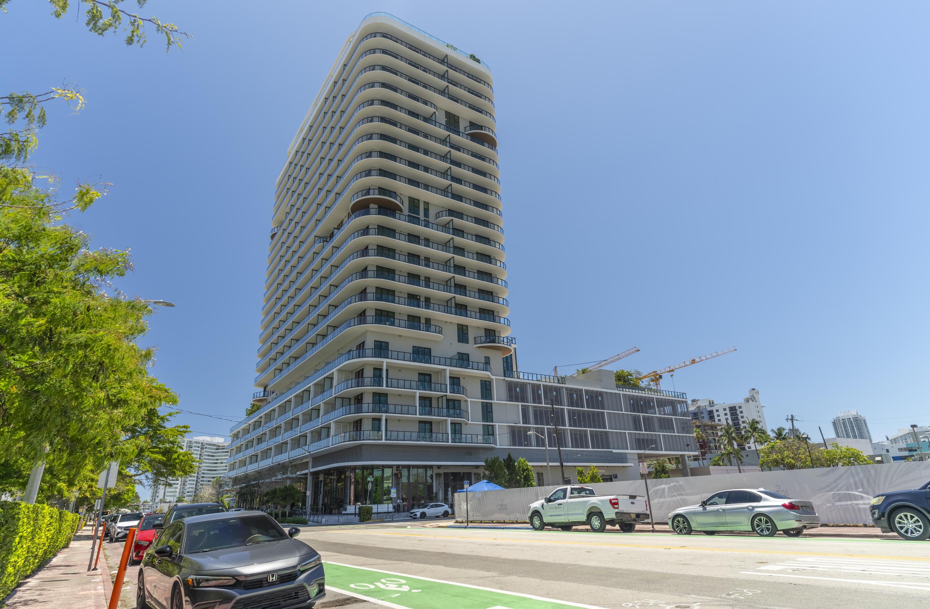 580 72nd Street 1102, Miami Beach, FL 33141, Miami Beach - Photo 2