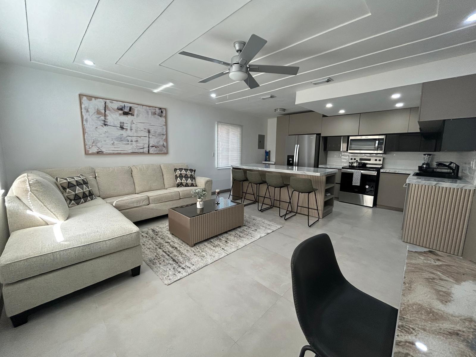 217 SW 15th Street, Fort Lauderdale, FL 33315, Fort Lauderdale - Photo 2
